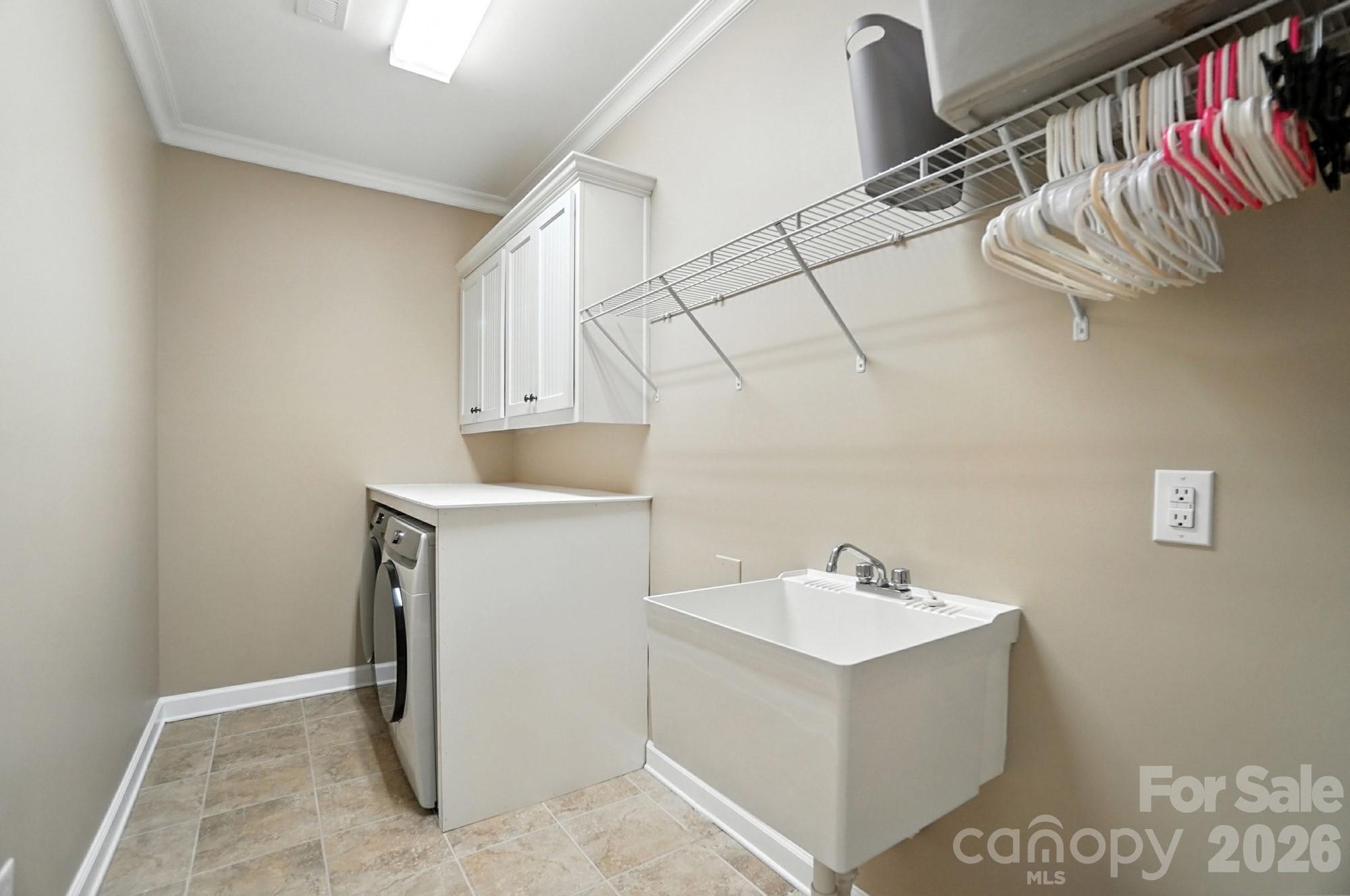 13056 Long Common Parkway — Huntersville