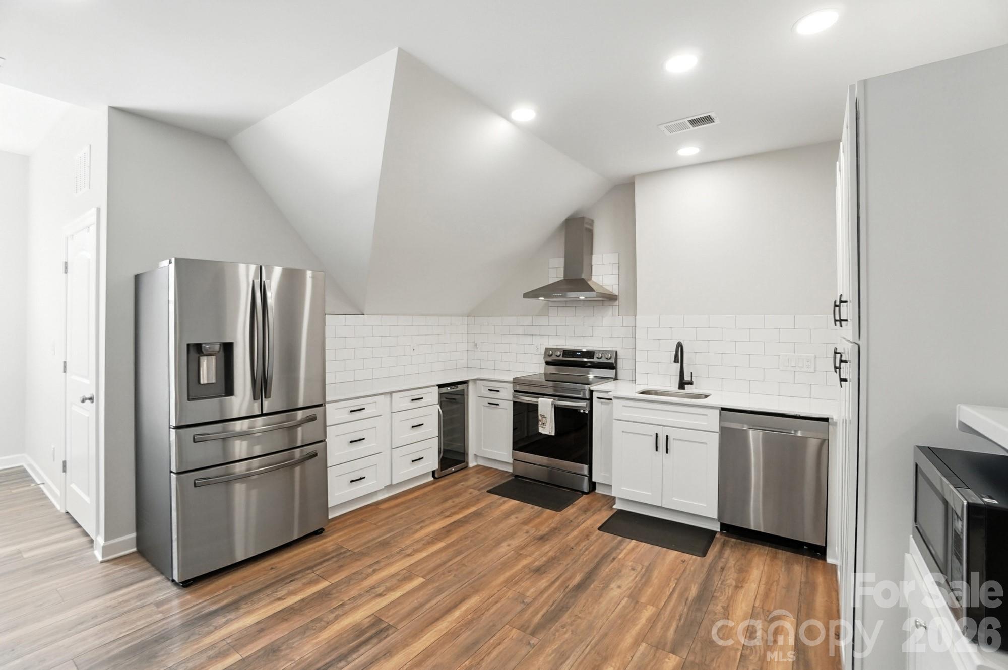 13056 Long Common Parkway — Huntersville
