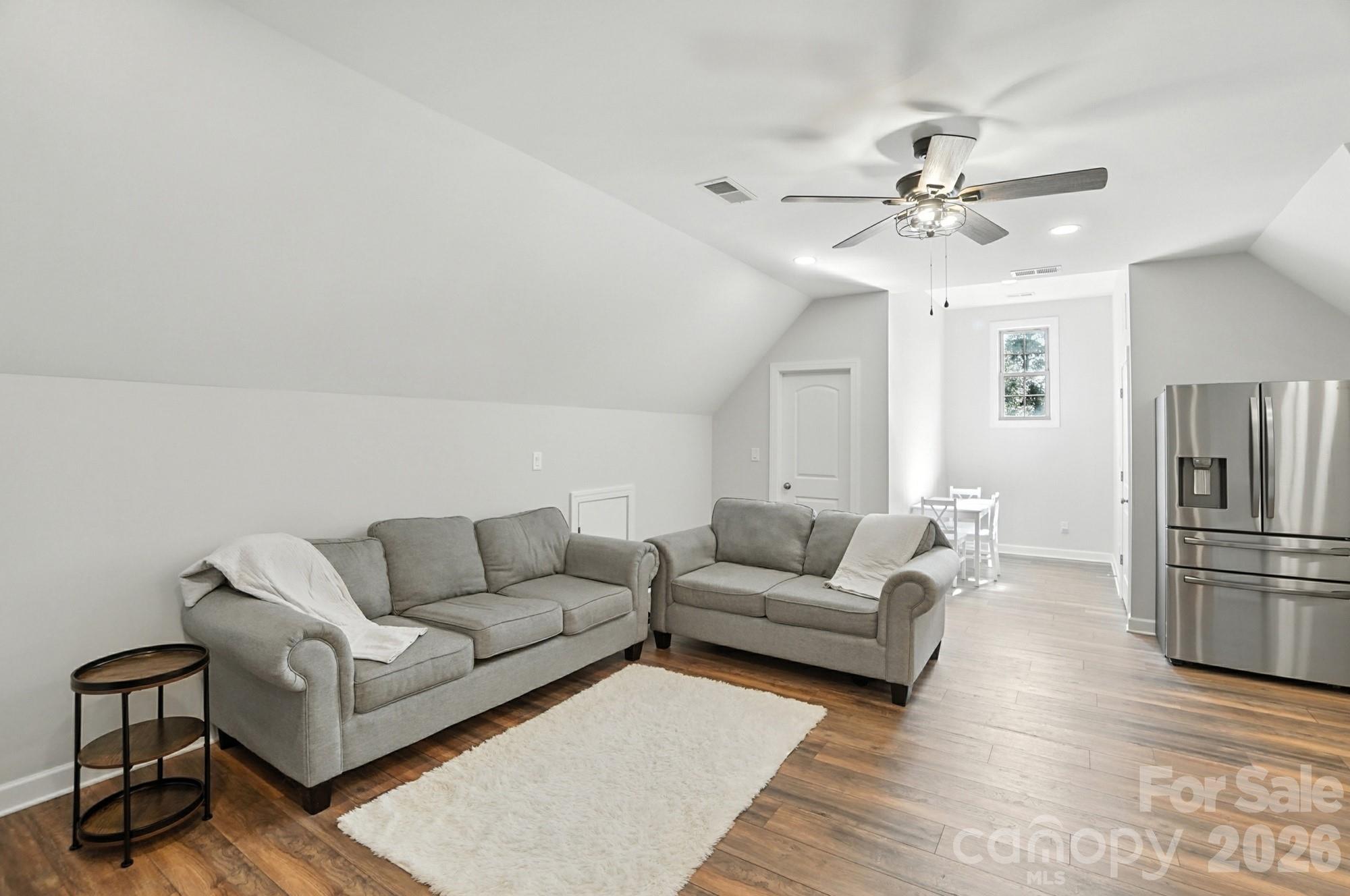 13056 Long Common Parkway — Huntersville