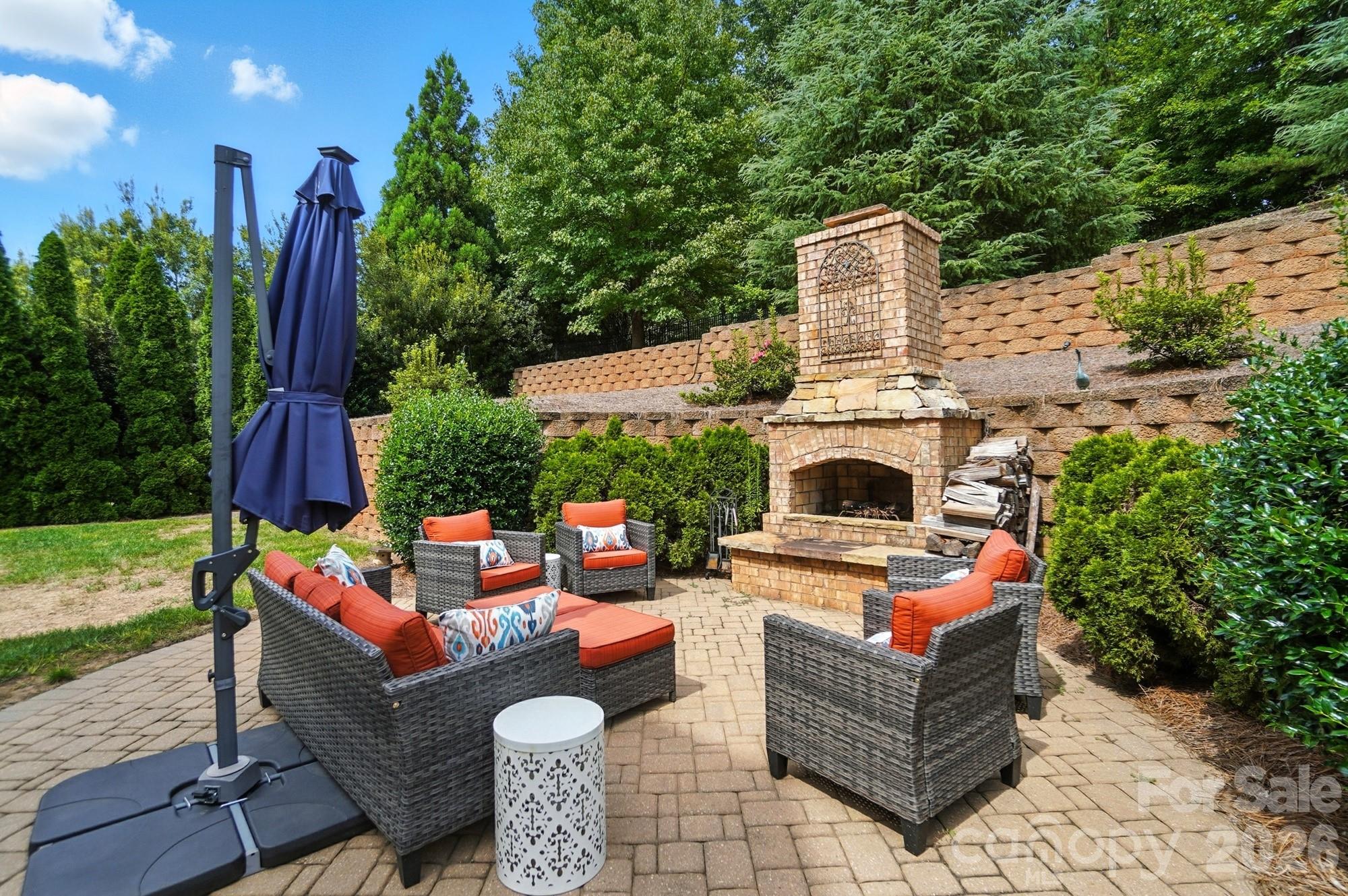 13056 Long Common Parkway — Huntersville