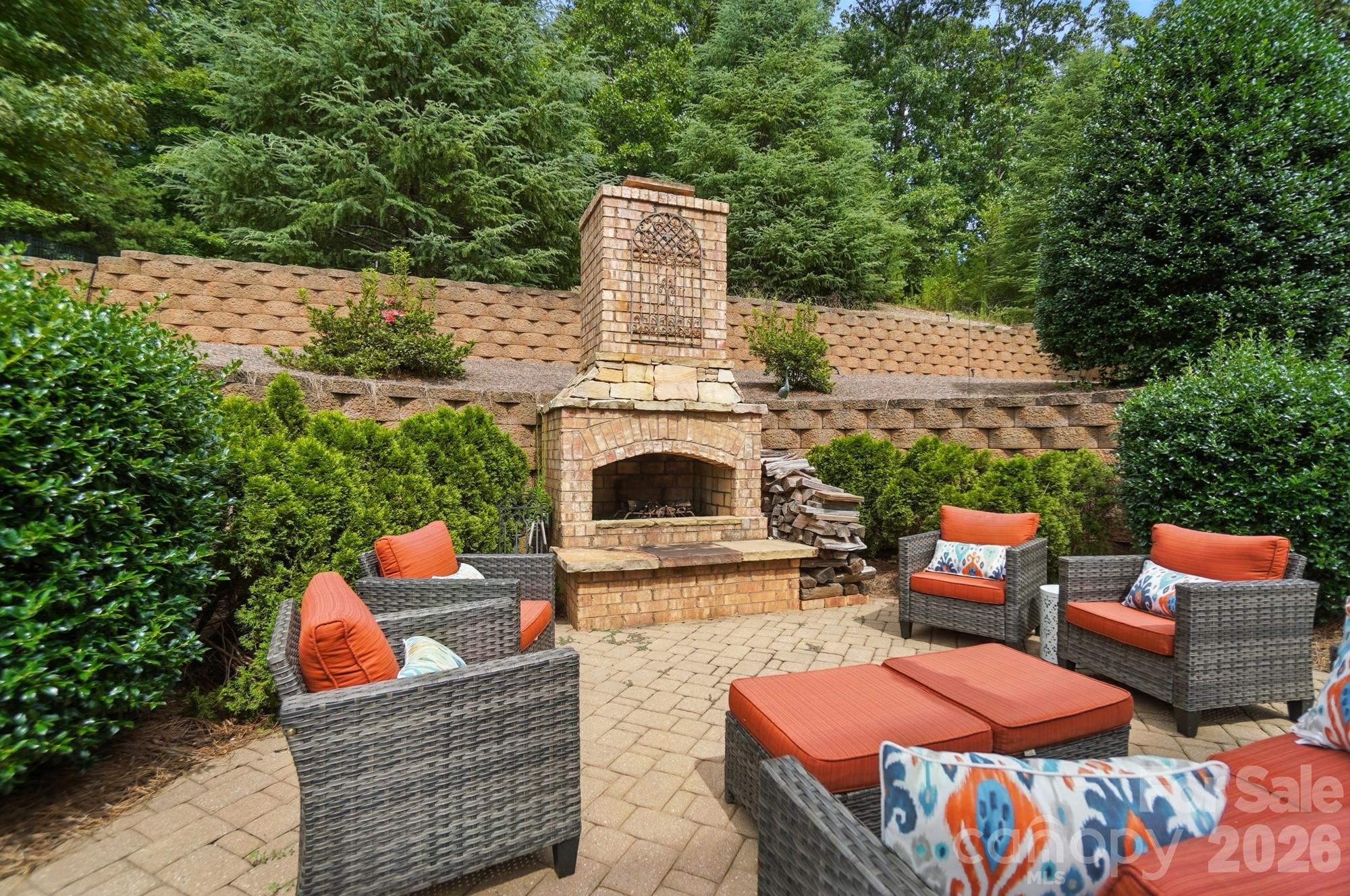 13056 Long Common Parkway — Huntersville