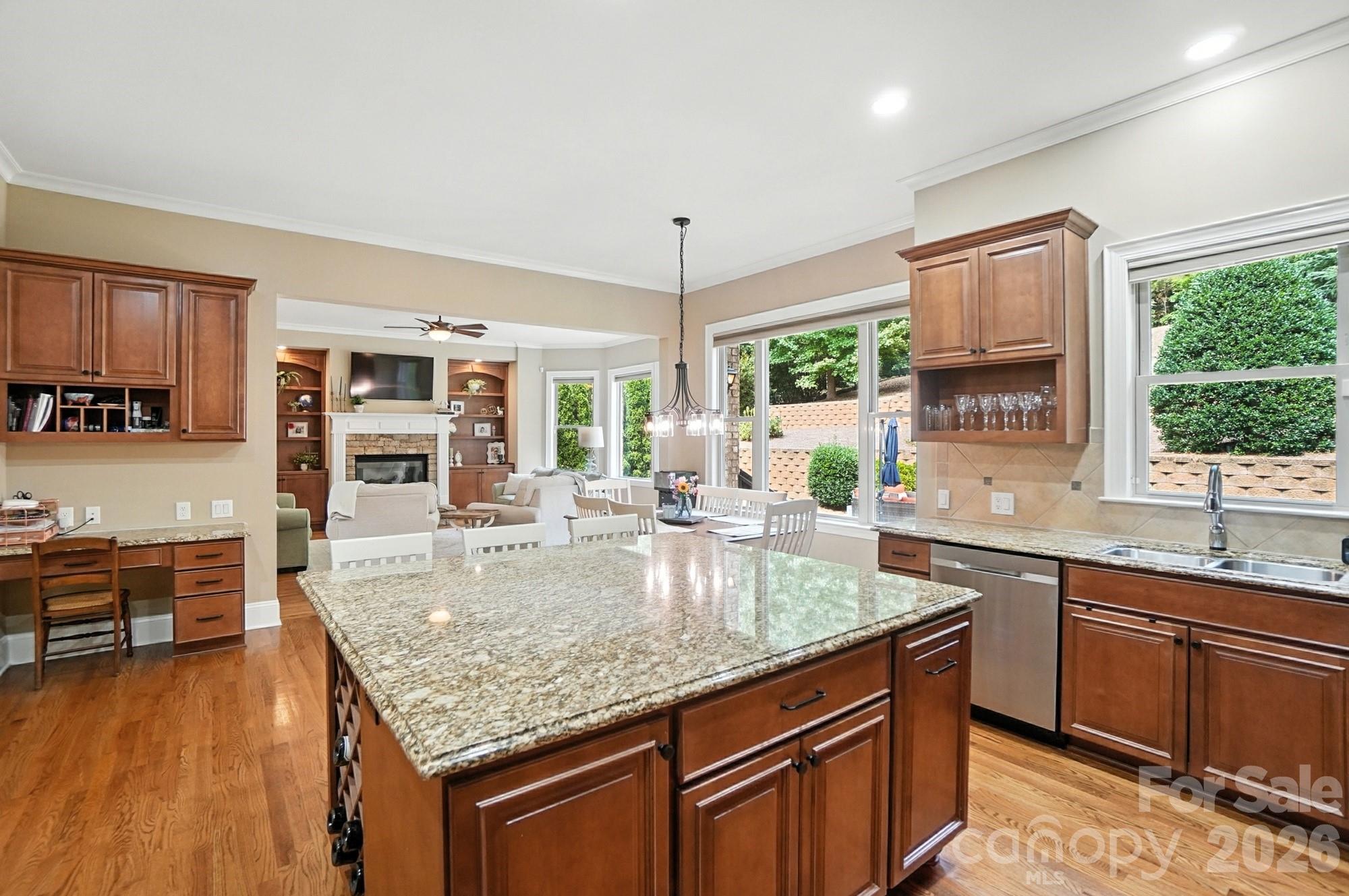 13056 Long Common Parkway — Huntersville