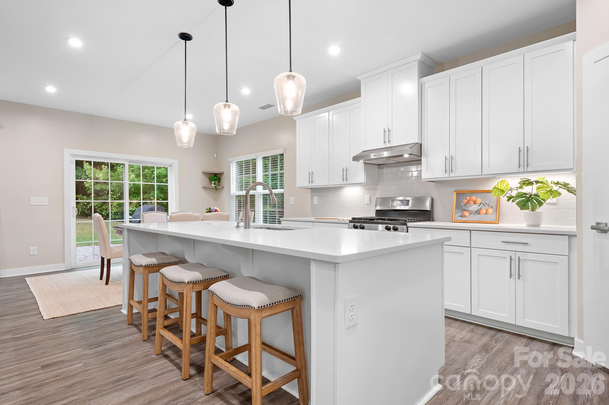 9233 Hollow Bend Drive — Huntersville