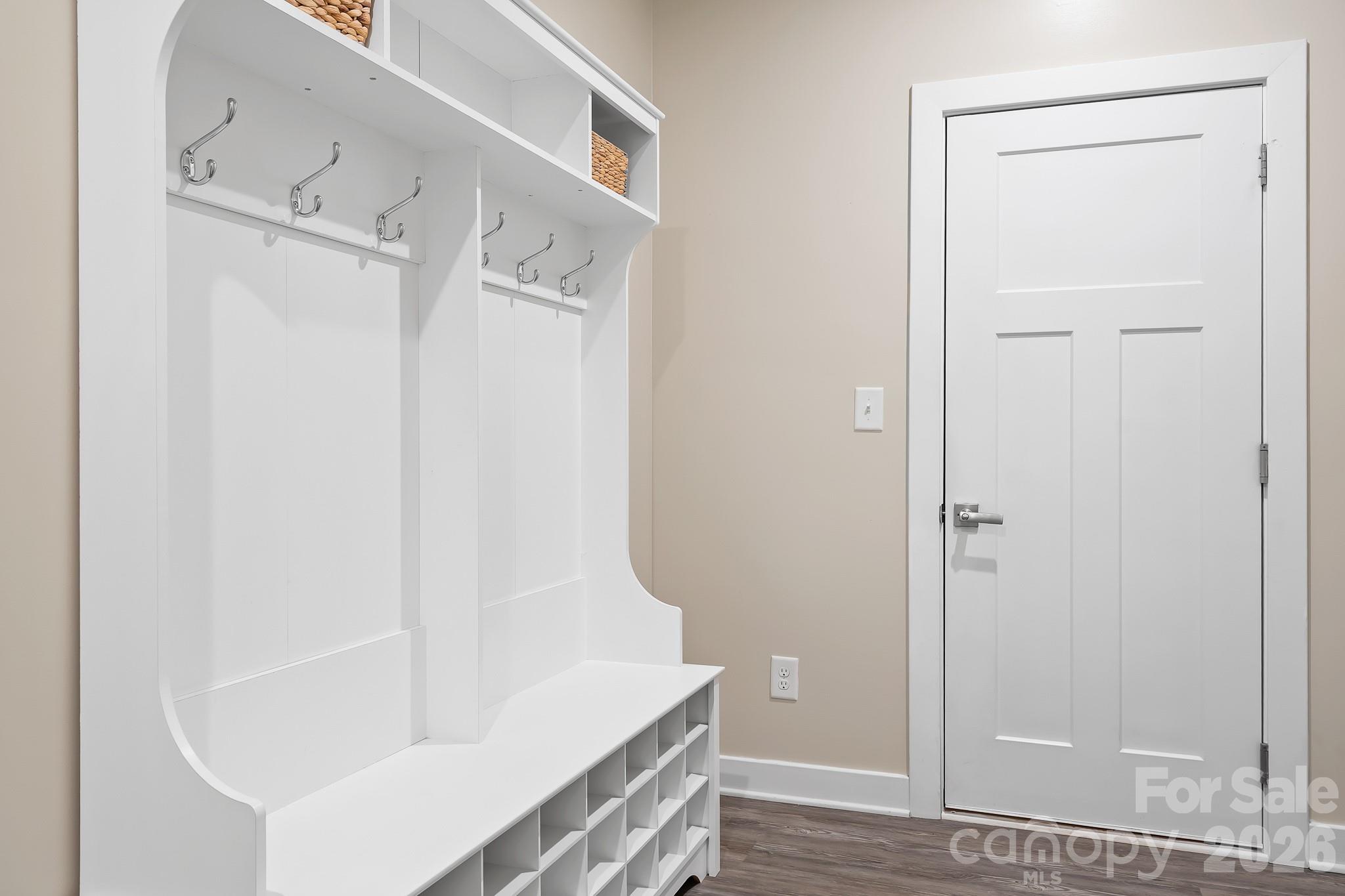 9233 Hollow Bend Drive — Huntersville