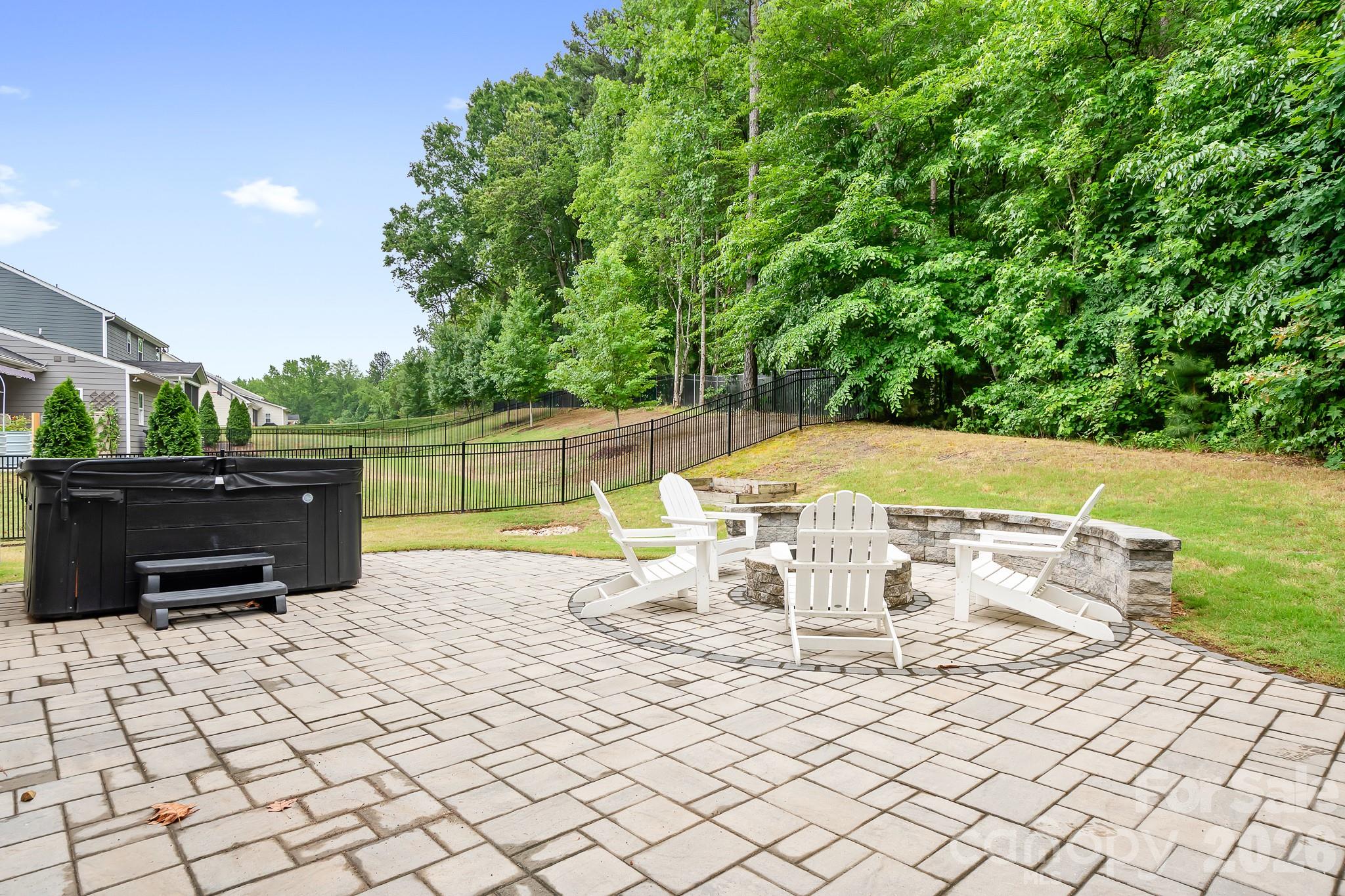 9233 Hollow Bend Drive — Huntersville