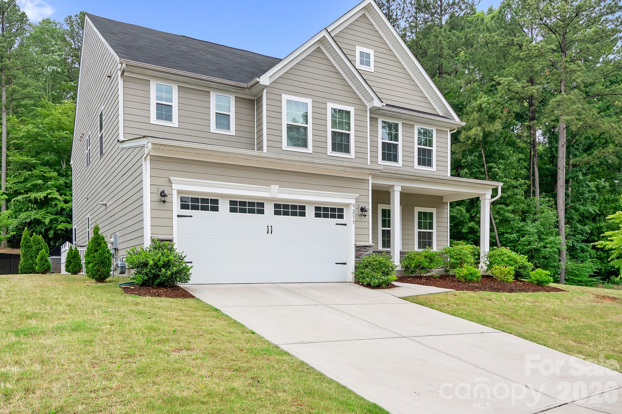 9233 Hollow Bend Drive — Huntersville