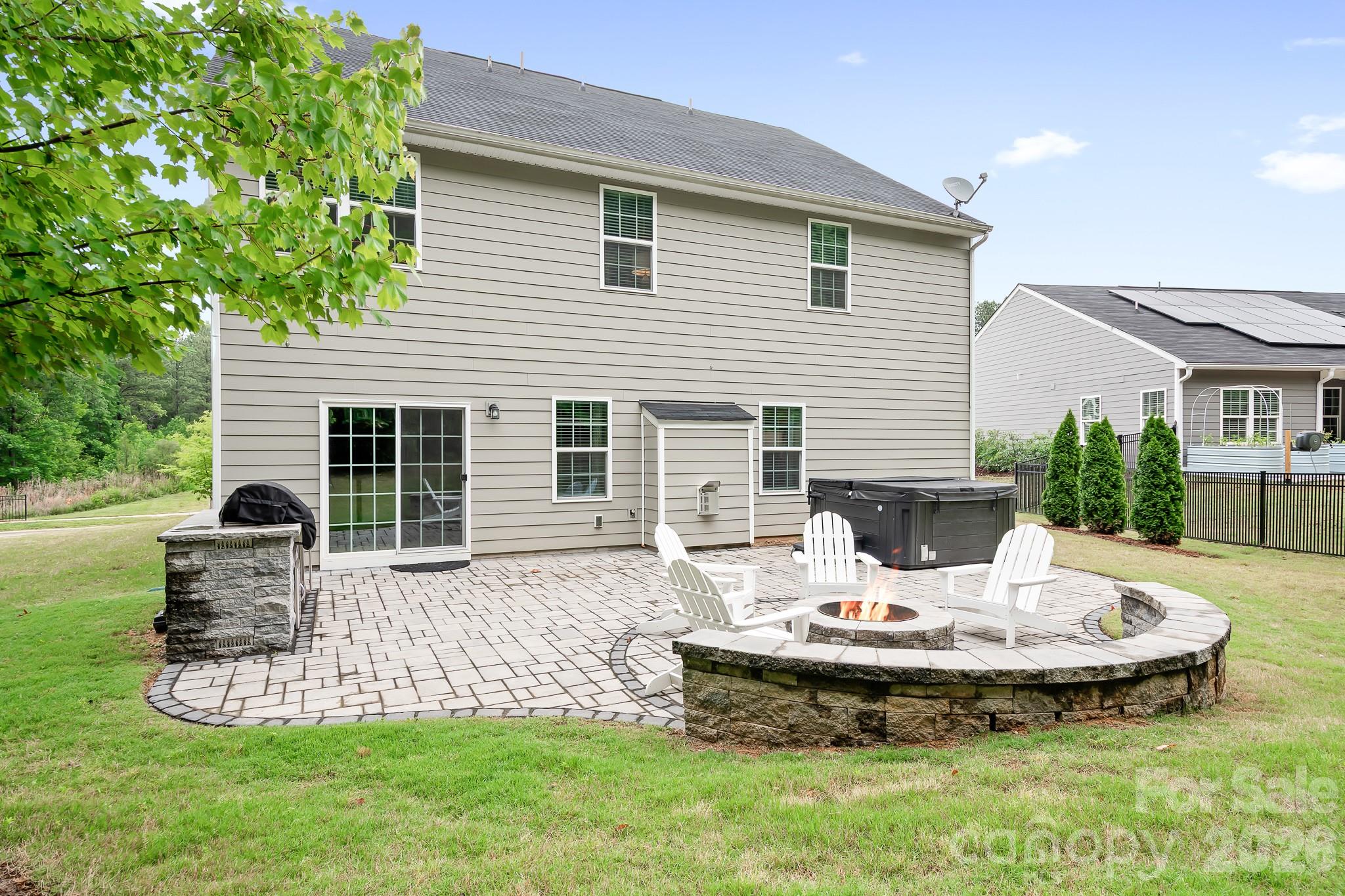 9233 Hollow Bend Drive — Huntersville