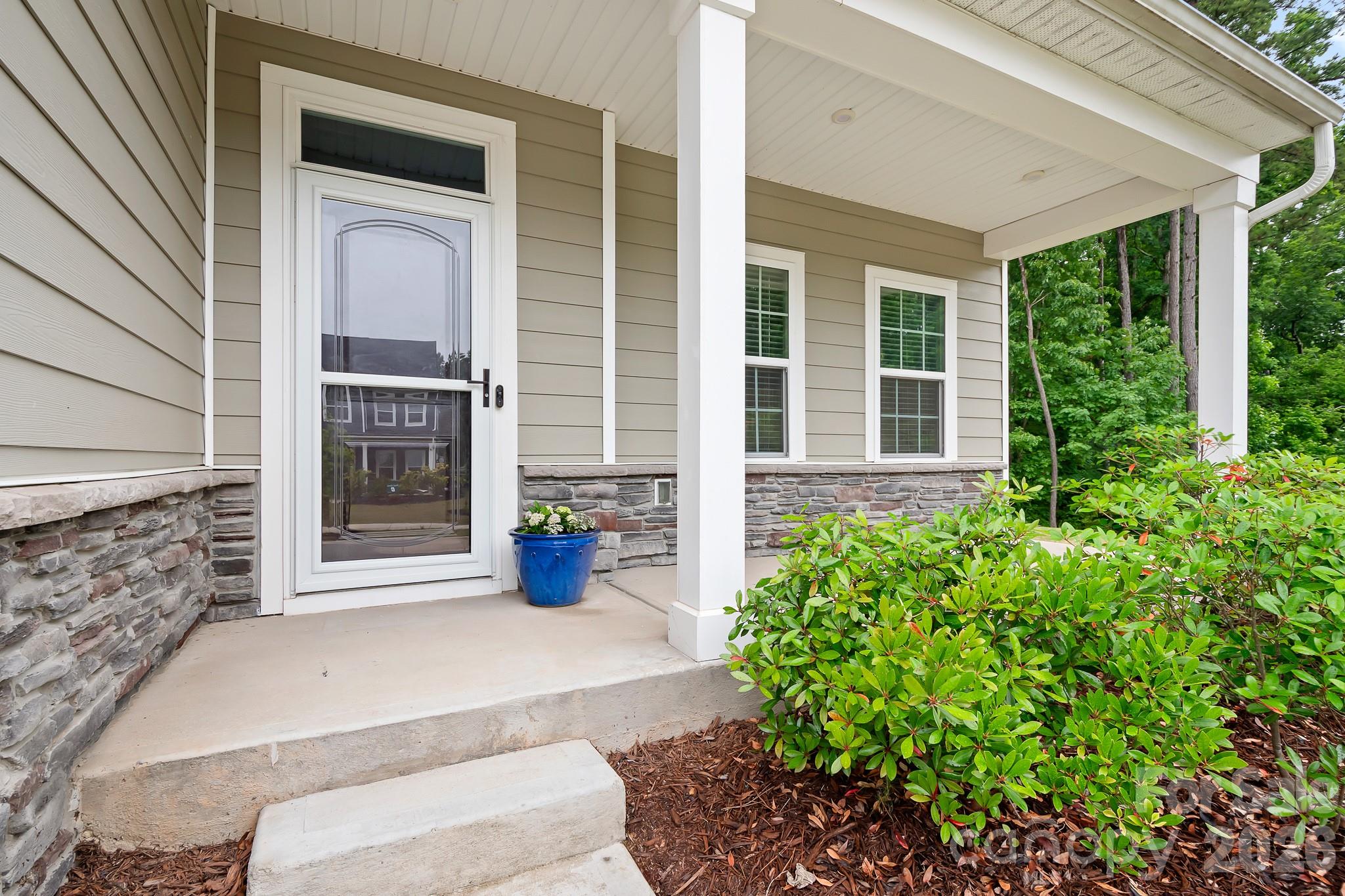 9233 Hollow Bend Drive — Huntersville