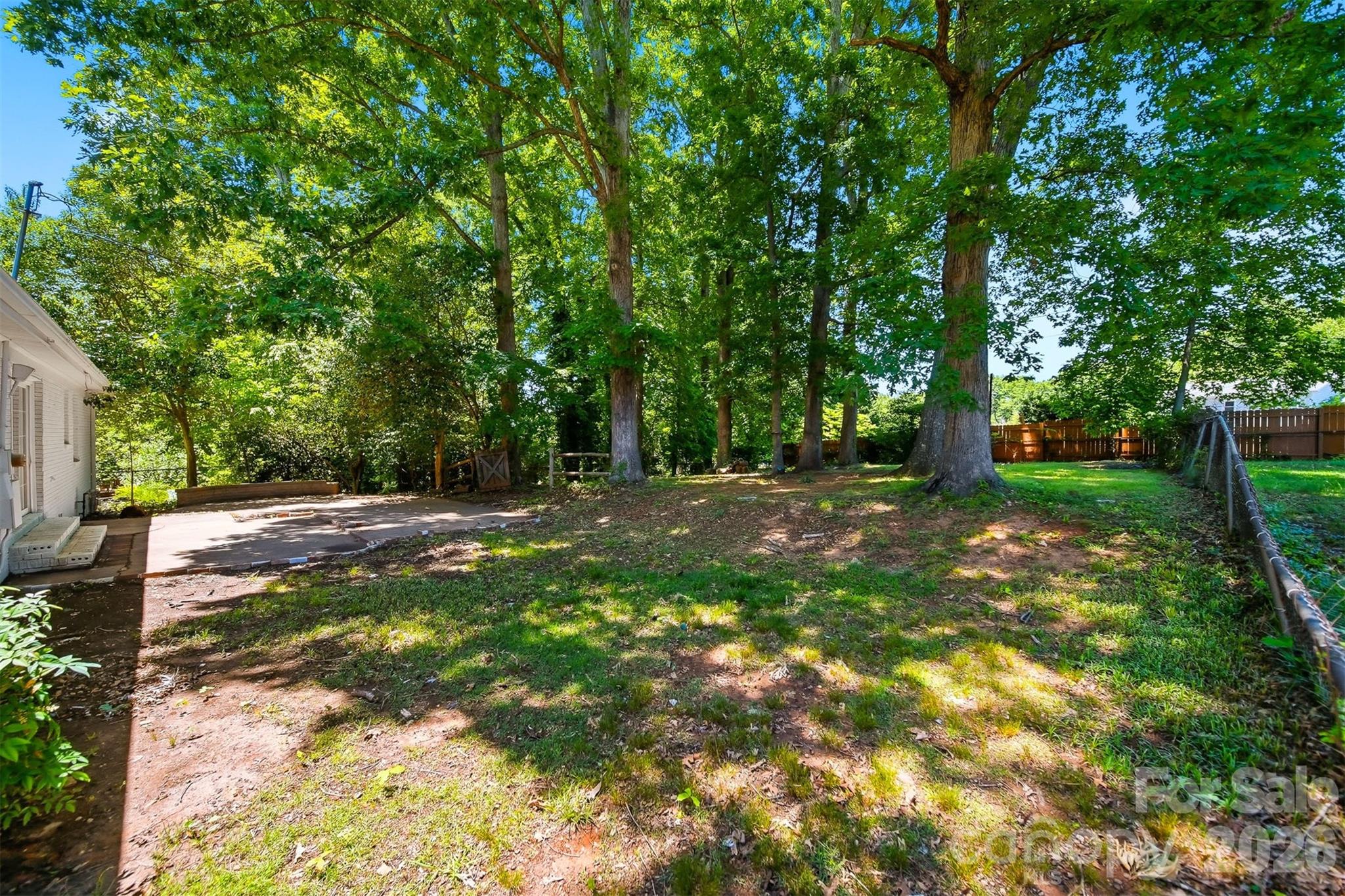 1409 Woodberry Road — Charlotte
