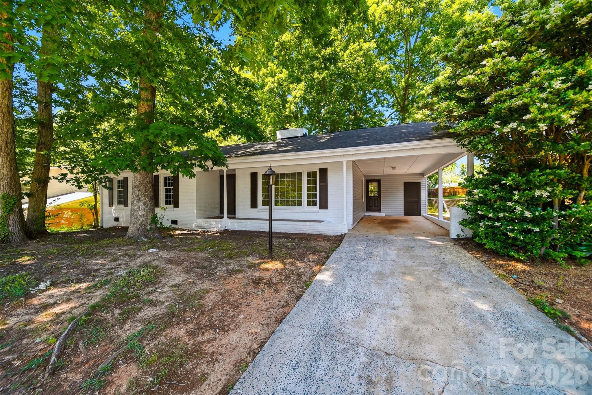 1409 Woodberry Road — Charlotte