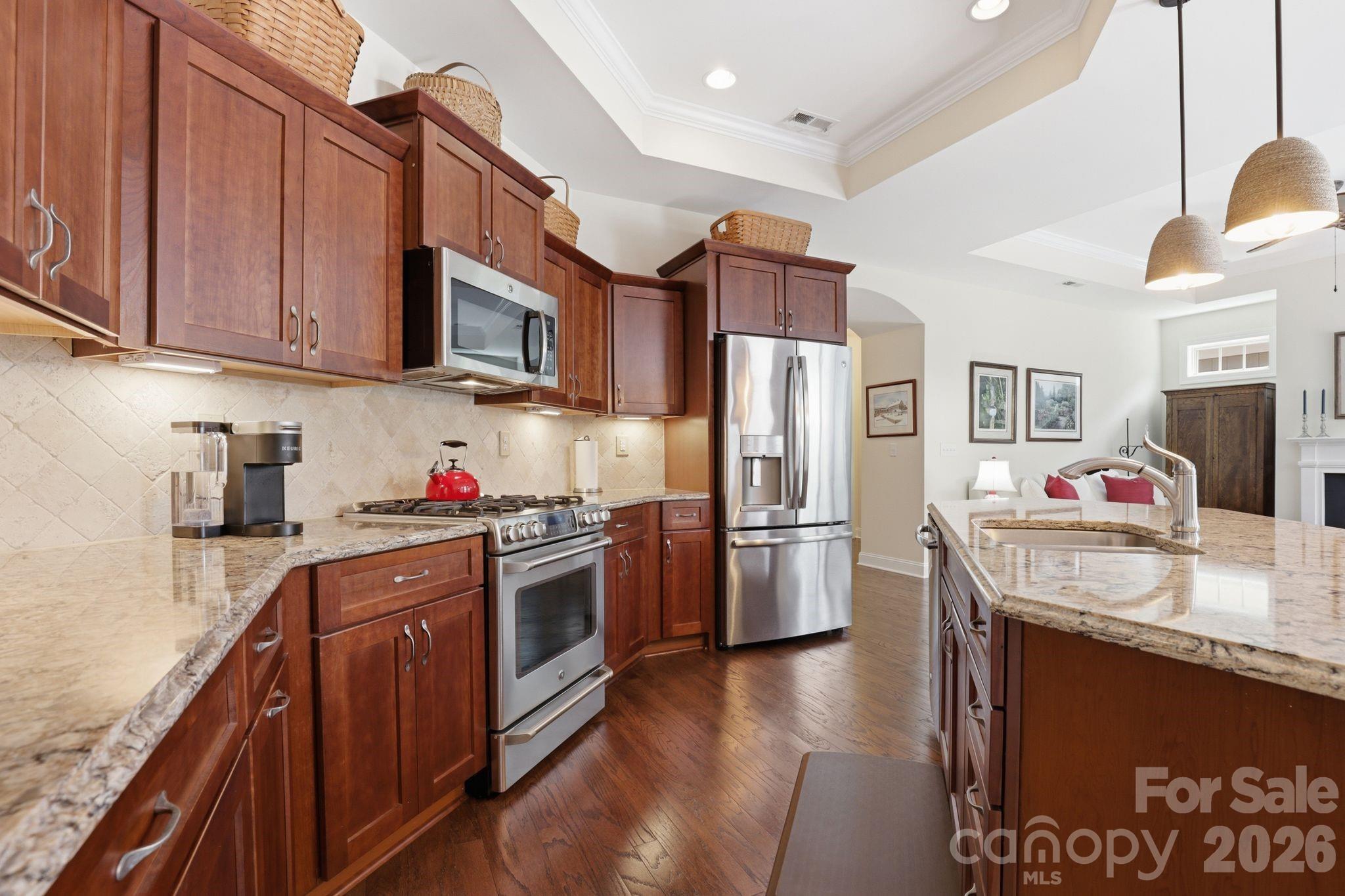 1327 Garden Vista Drive — Matthews