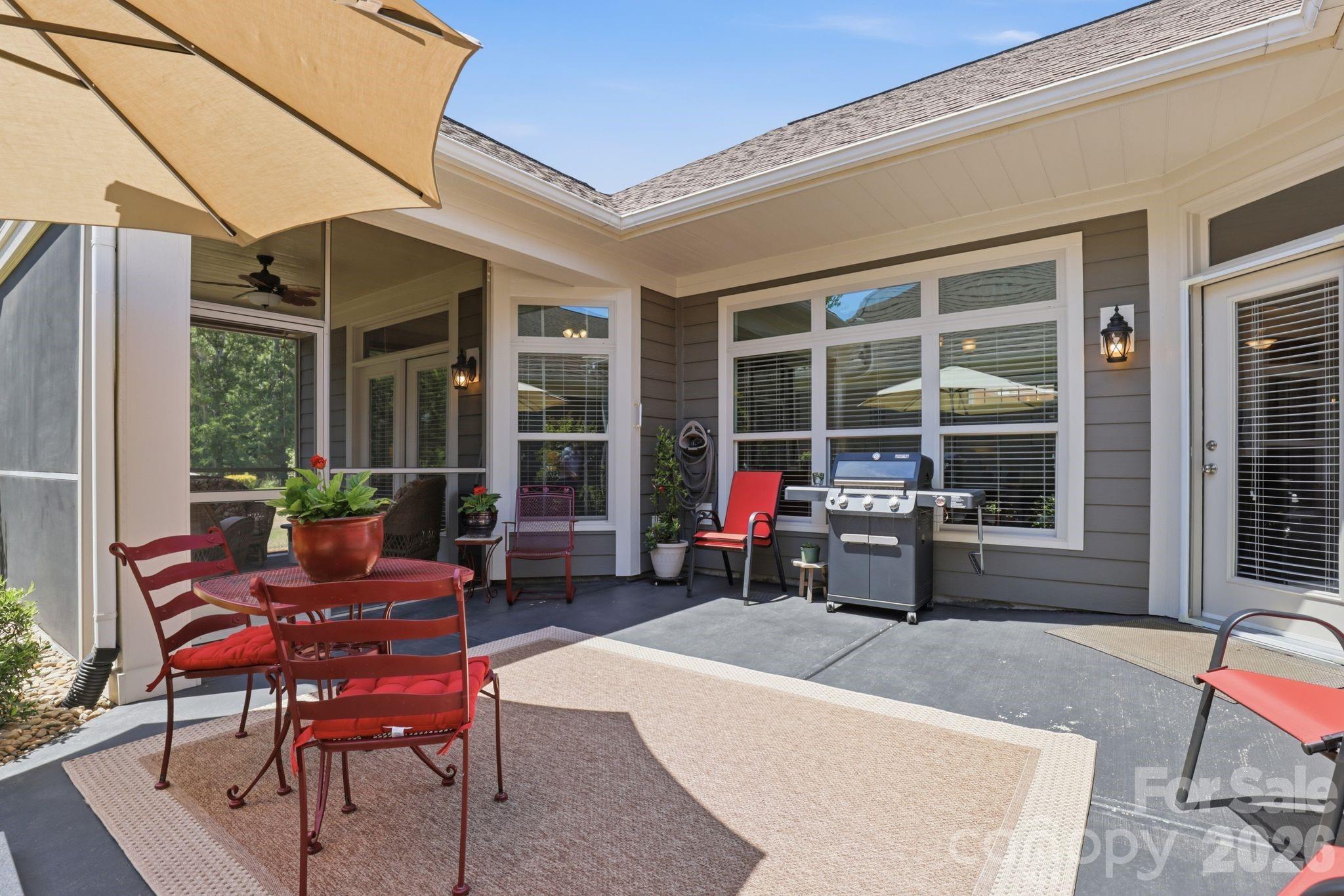 1327 Garden Vista Drive — Matthews