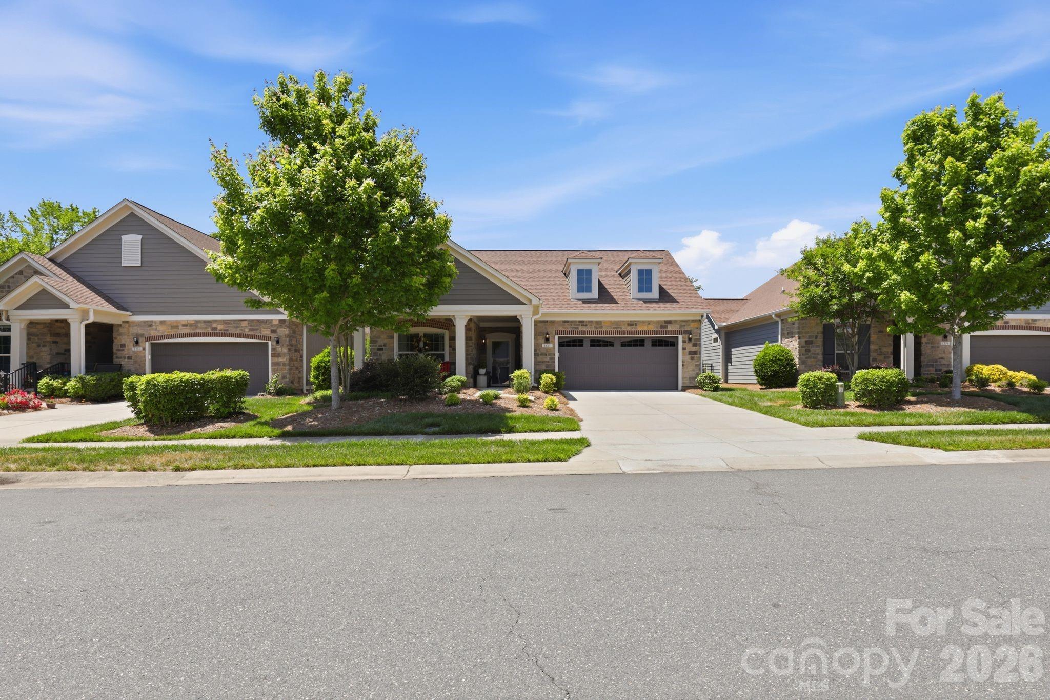 1327 Garden Vista Drive — Matthews