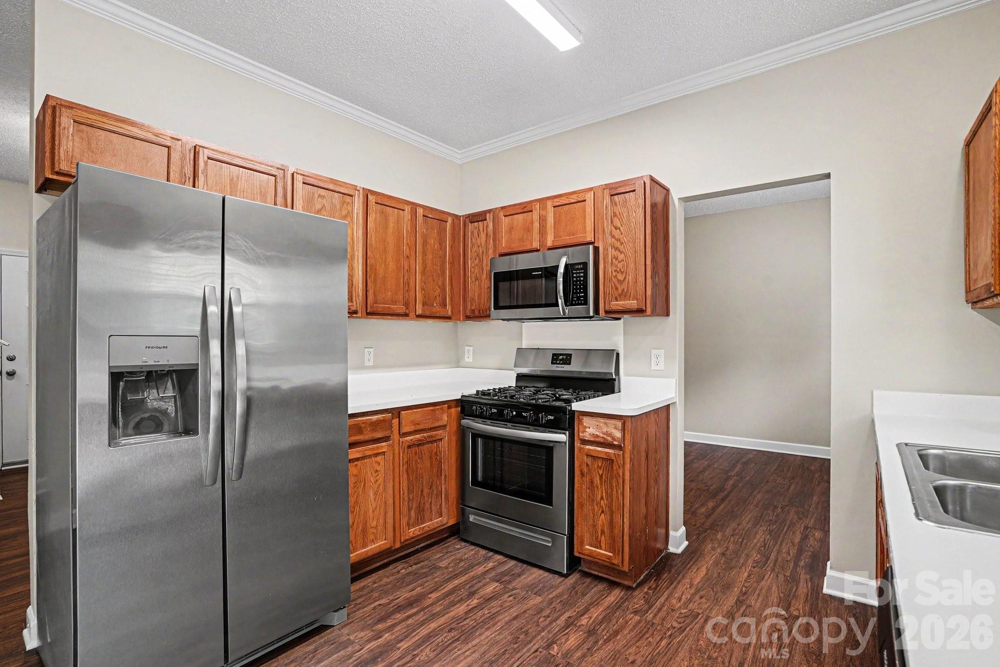 6116 Firethorne Lane — Concord