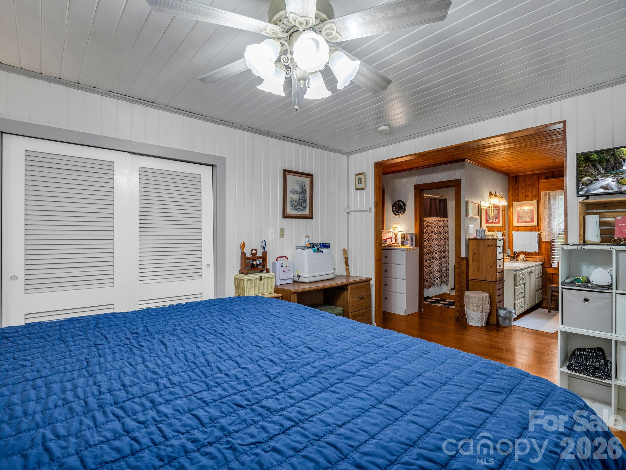 408 Hollis Road — Ellenboro