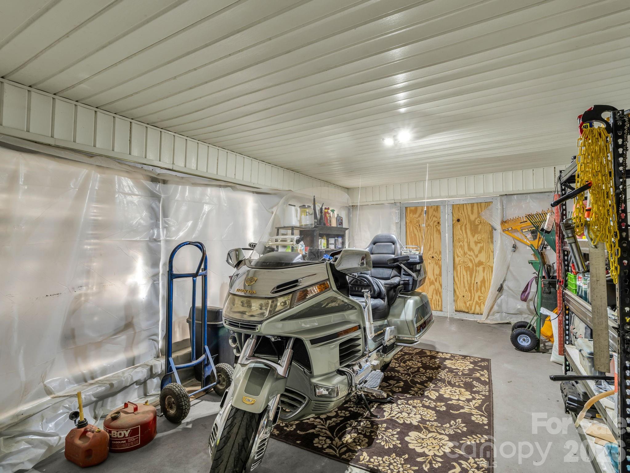 408 Hollis Road — Ellenboro
