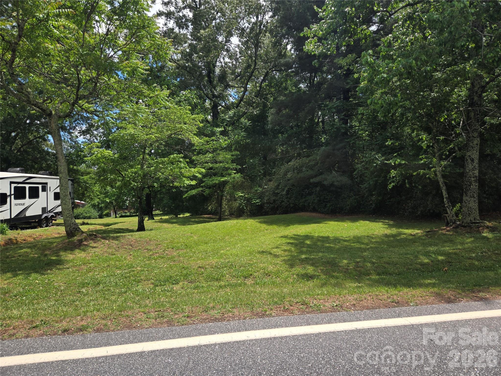 408 Hollis Road — Ellenboro