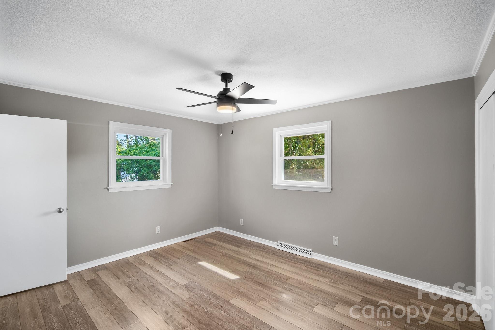 26 Eastside Drive — Lexington