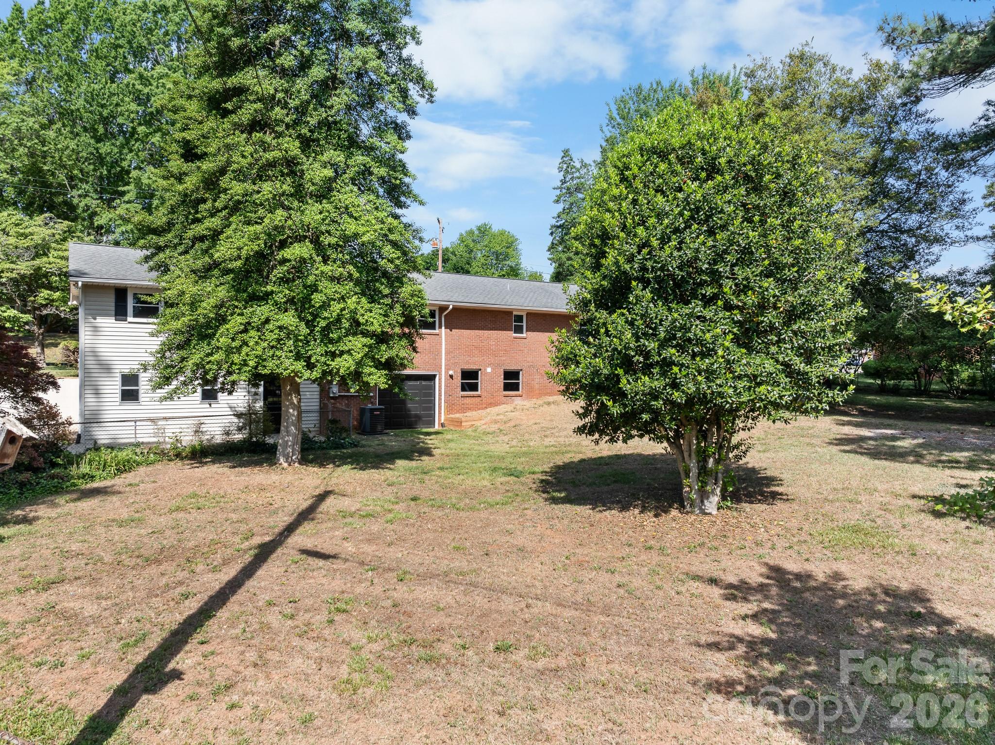 26 Eastside Drive — Lexington