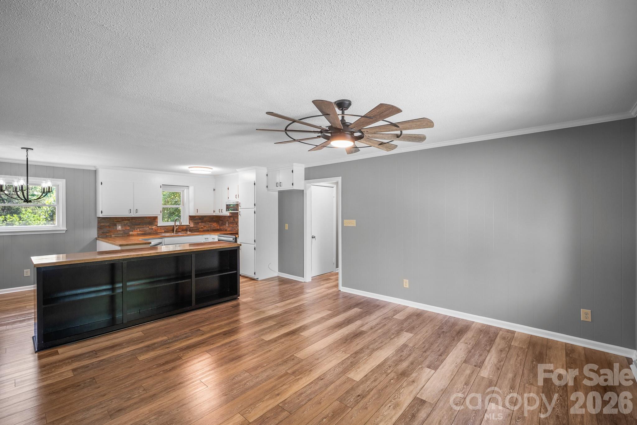 26 Eastside Drive — Lexington