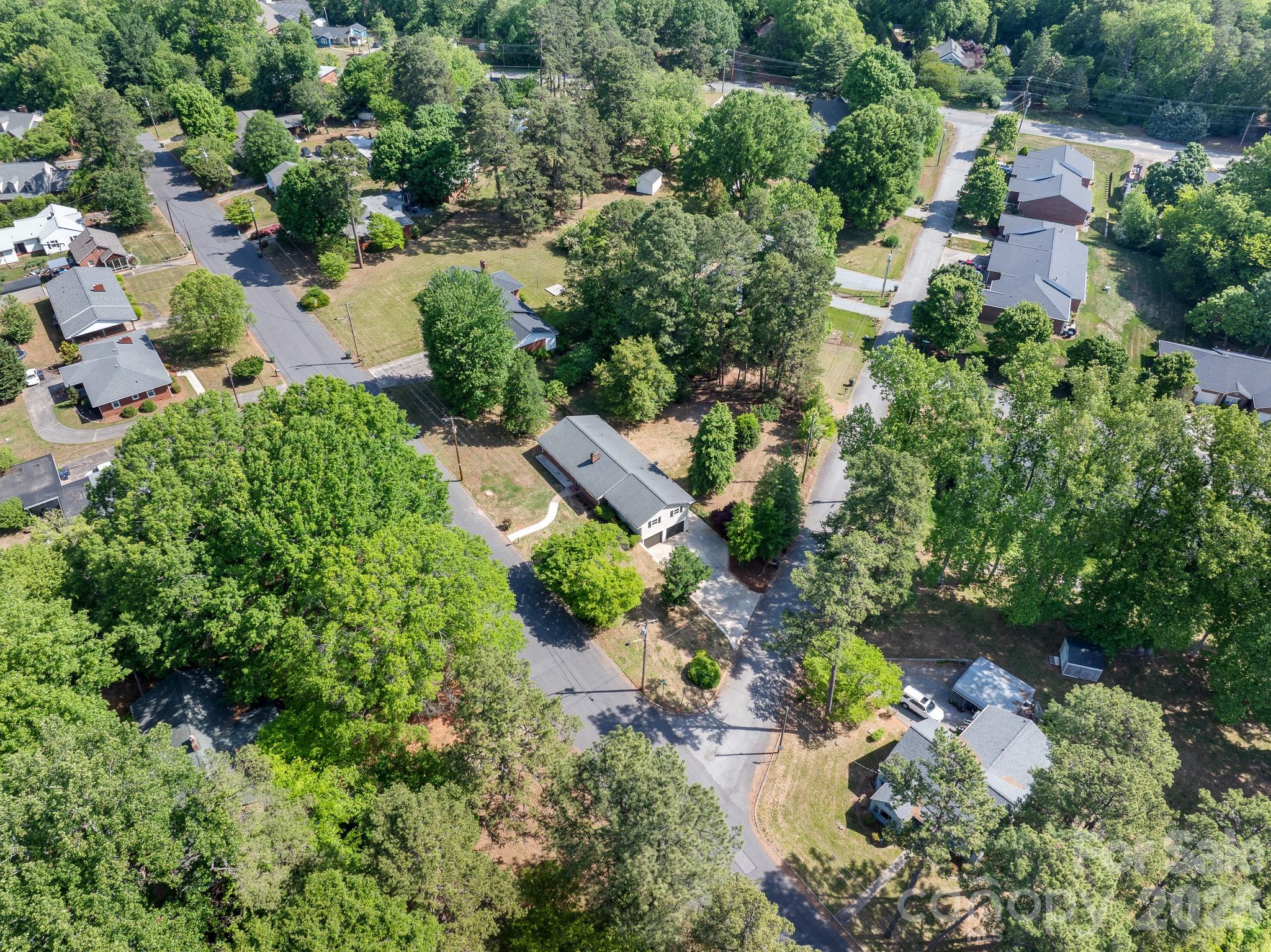 26 Eastside Drive — Lexington