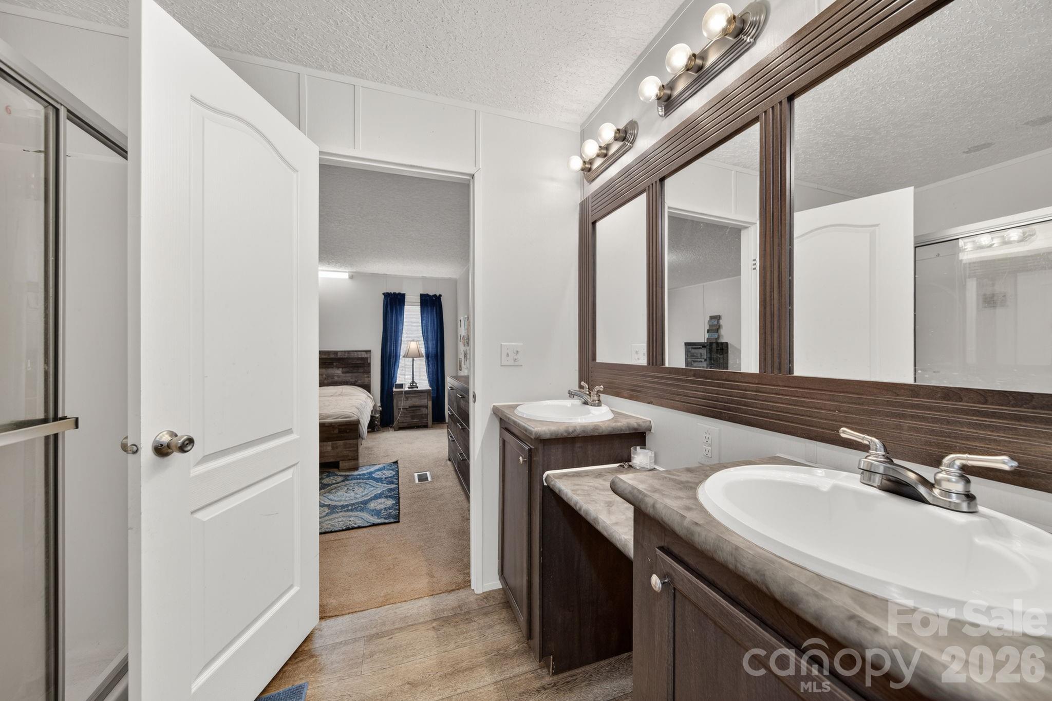 6956 Jamestowne Road — Lancaster