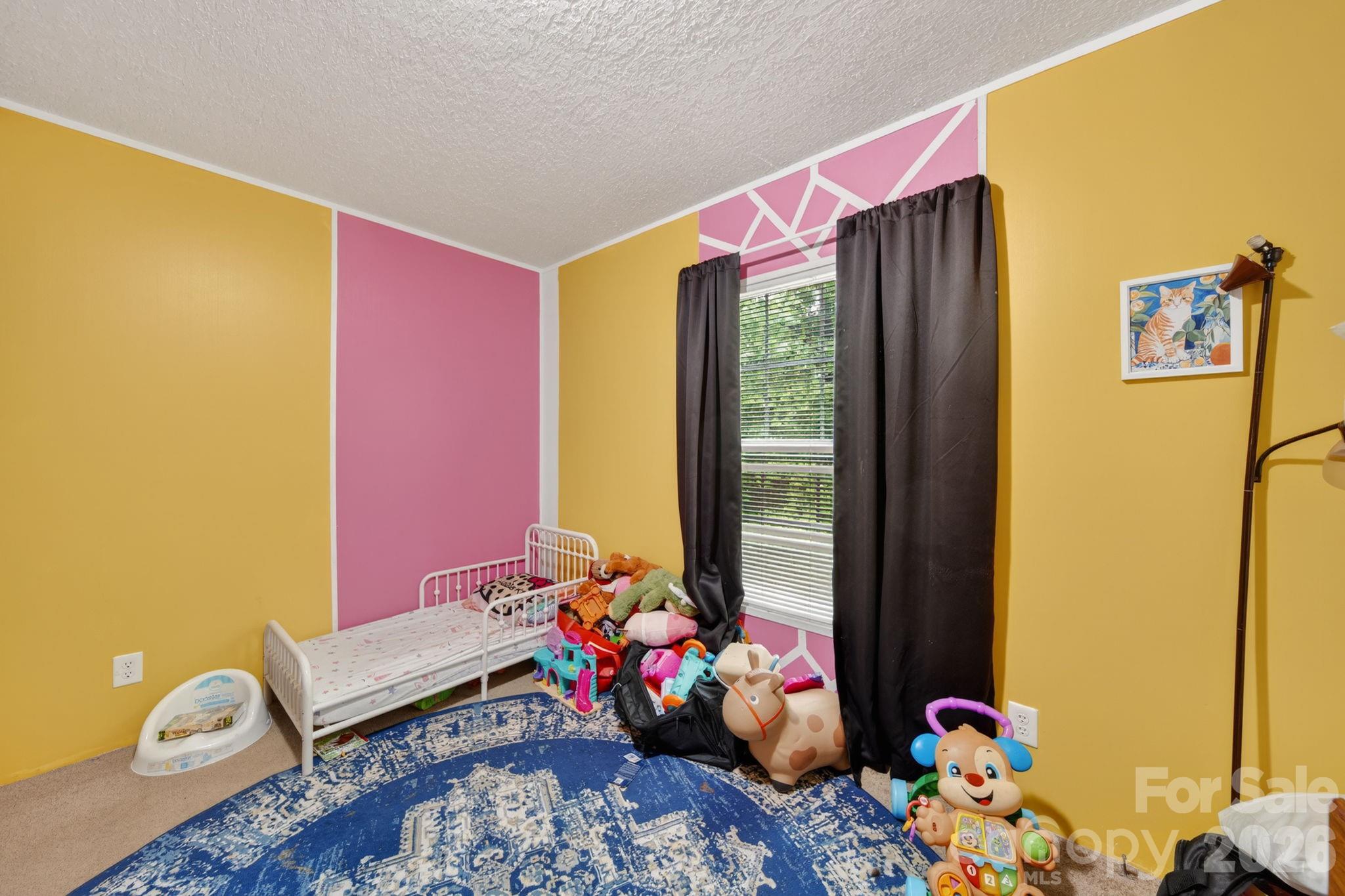 6956 Jamestowne Road — Lancaster