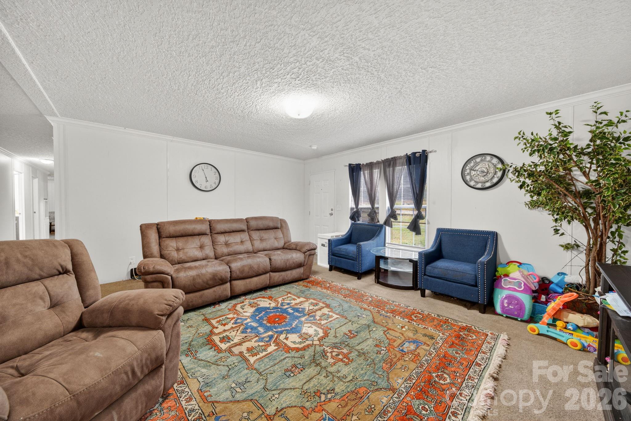 6956 Jamestowne Road — Lancaster