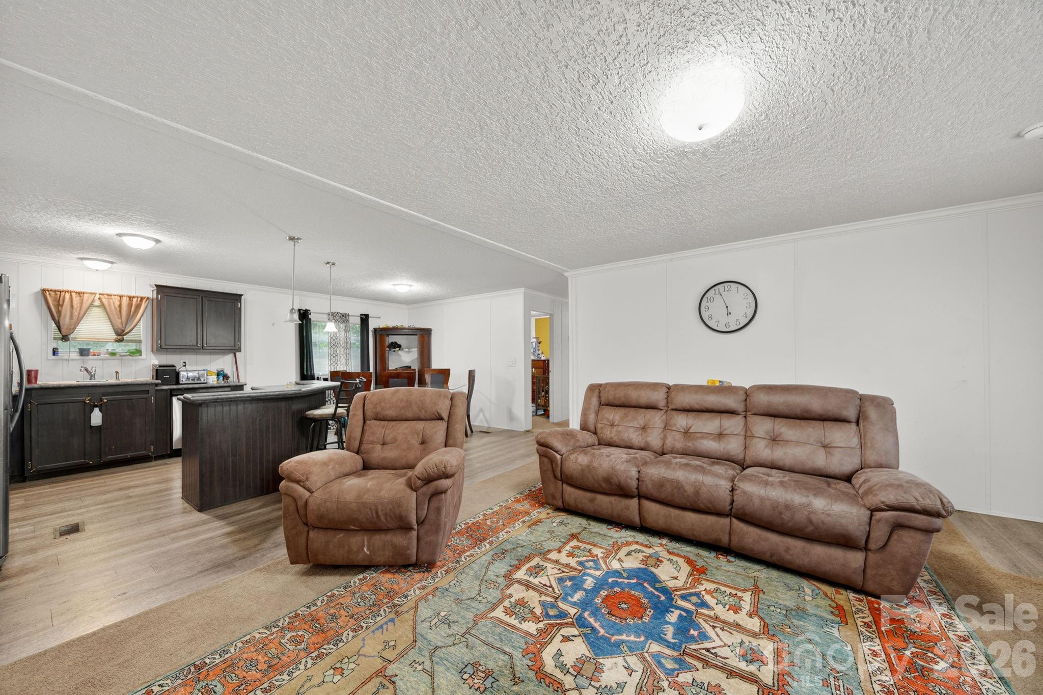 6956 Jamestowne Road — Lancaster