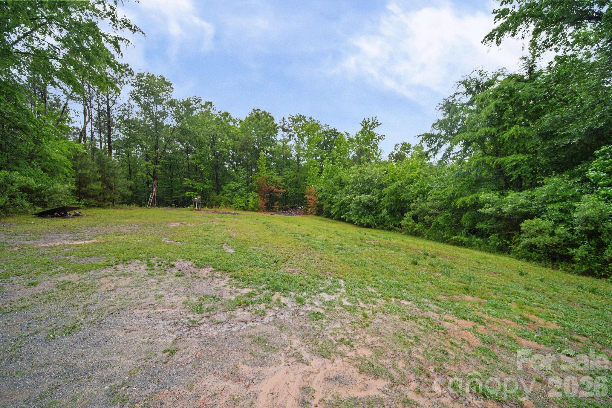 6956 Jamestowne Road — Lancaster