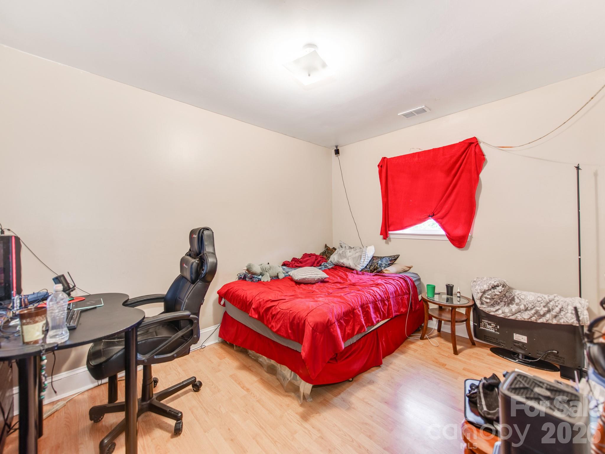 1741 Lexington Place NW — Concord