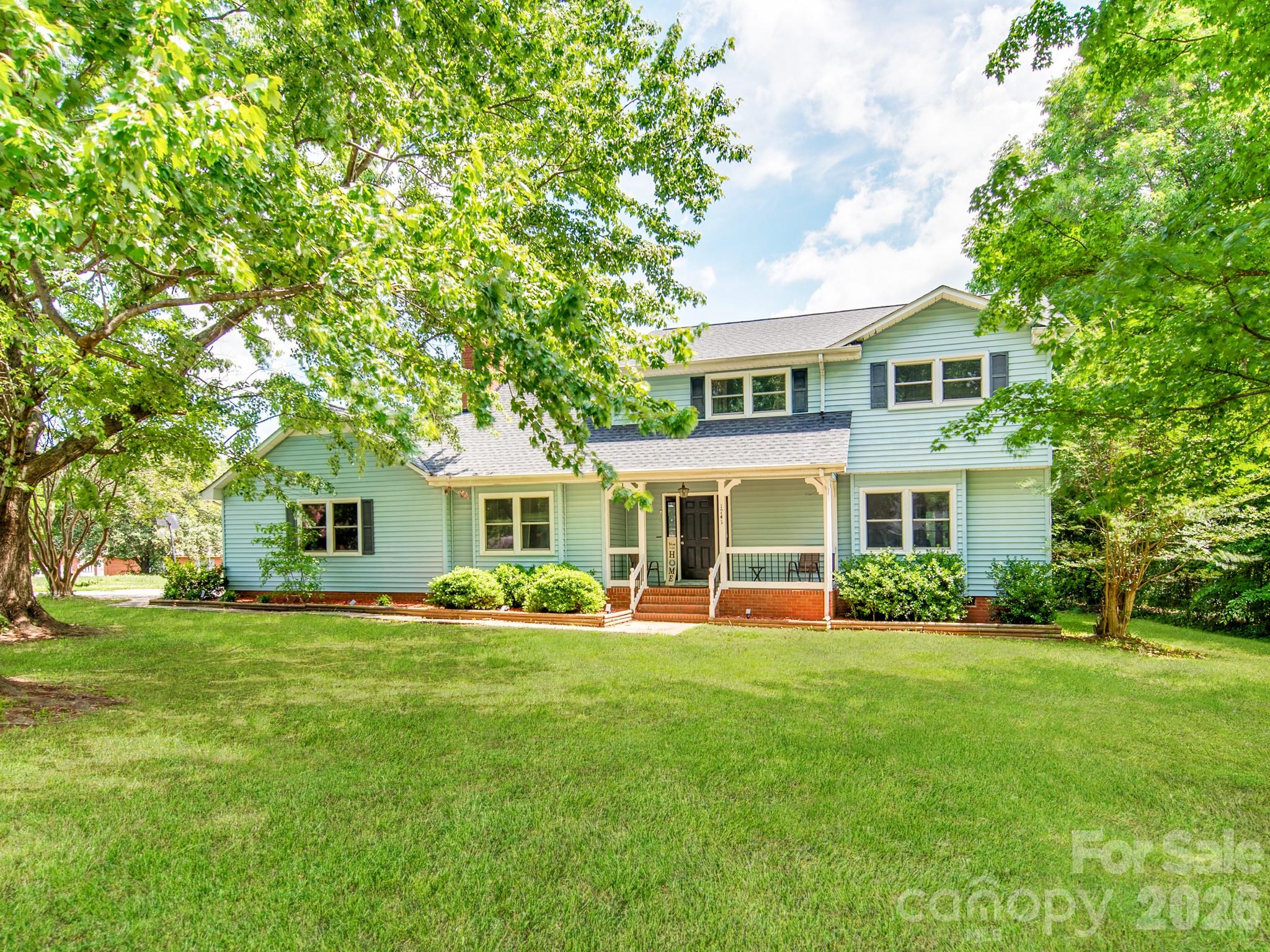 1741 Lexington Place NW — Concord