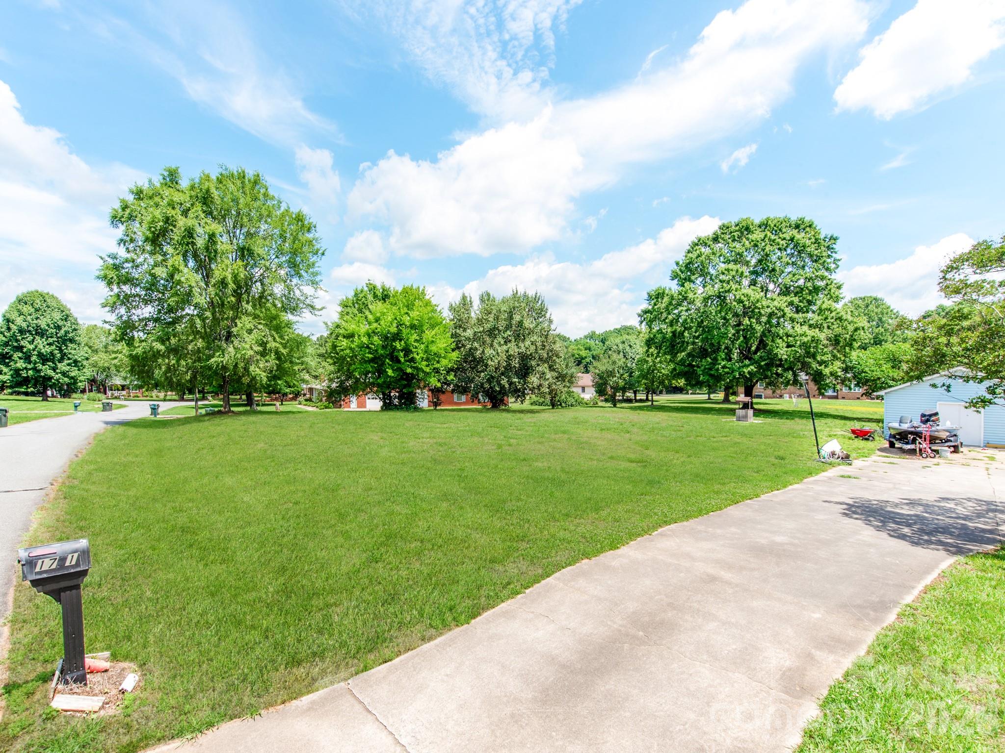 1741 Lexington Place NW — Concord
