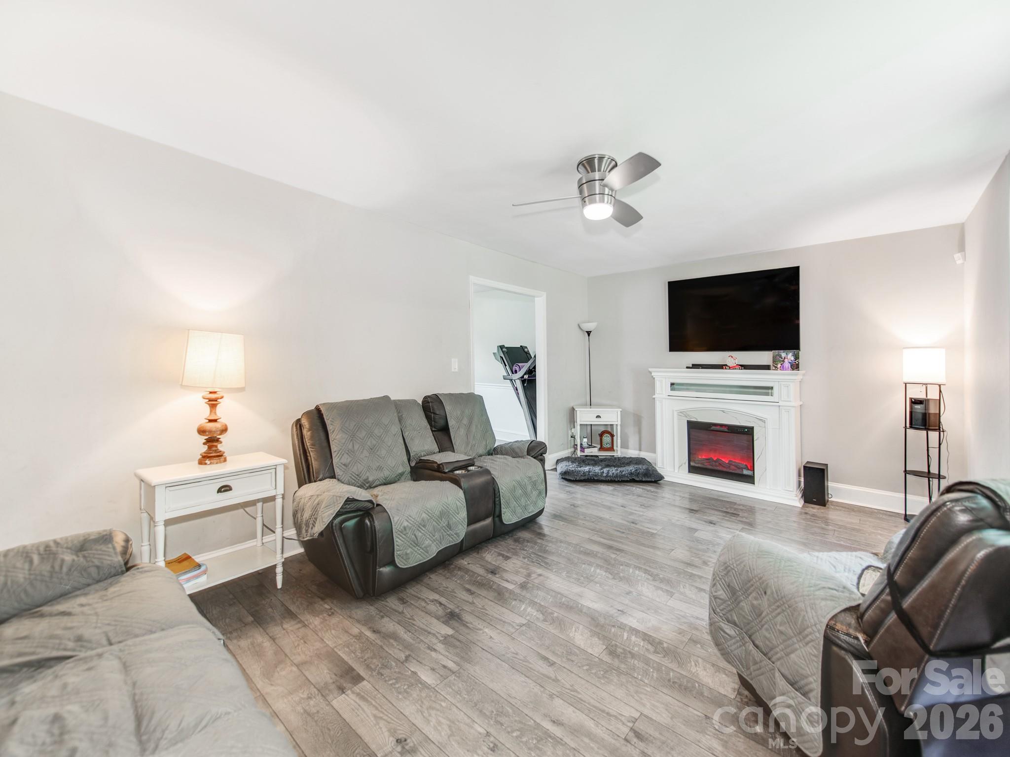 1741 Lexington Place NW — Concord