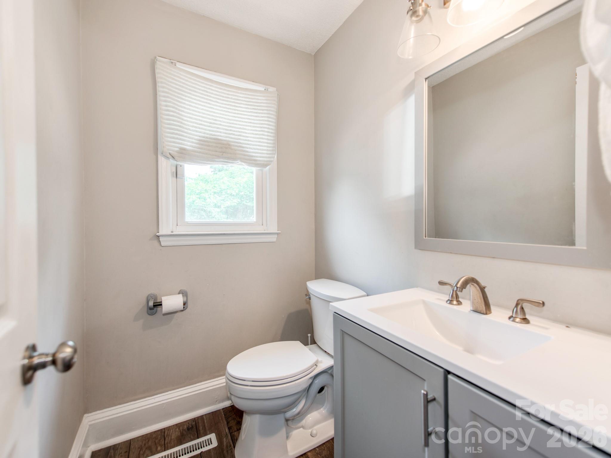 1741 Lexington Place NW — Concord