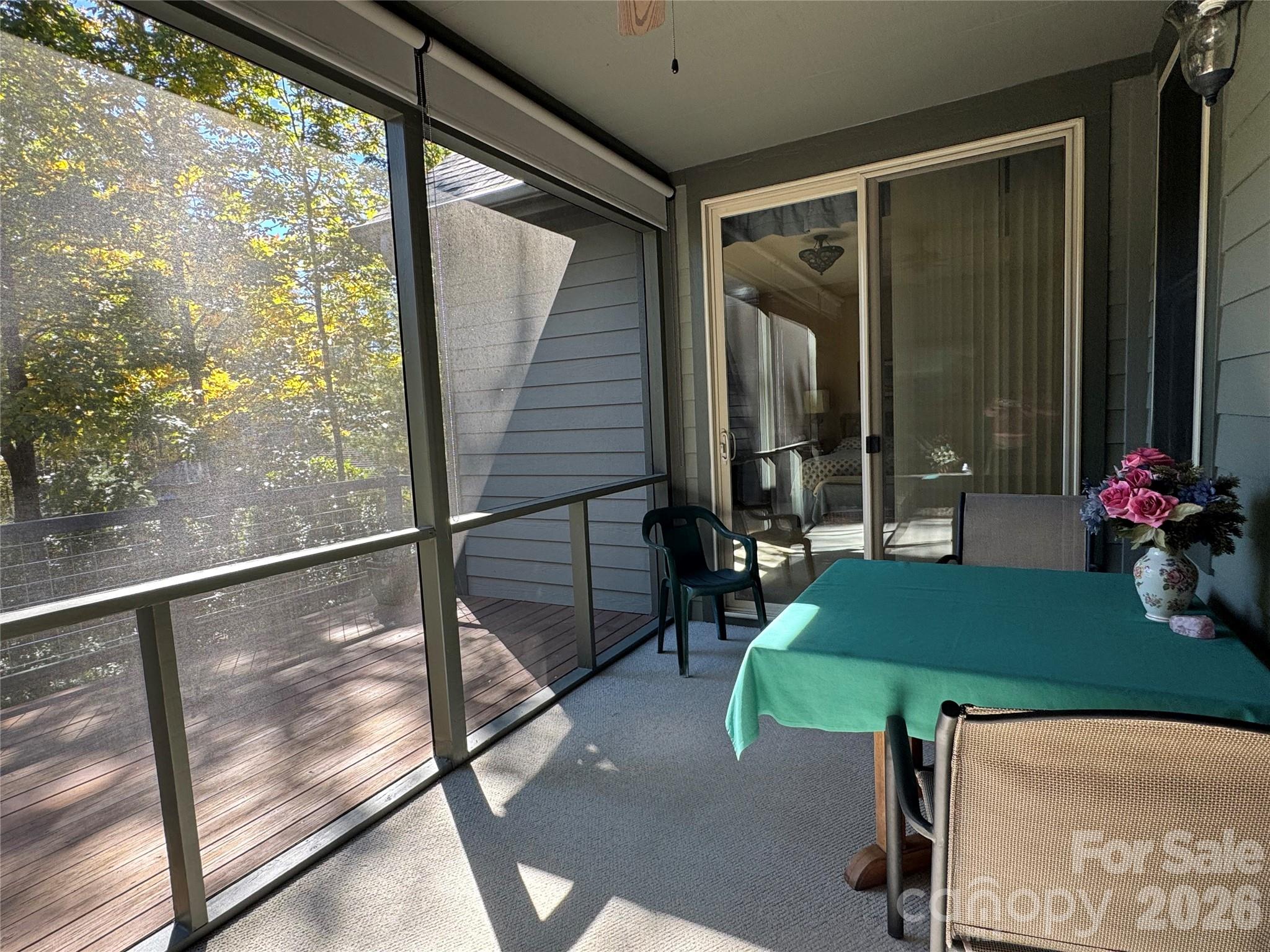 894 Dunroy Drive — Hendersonville
