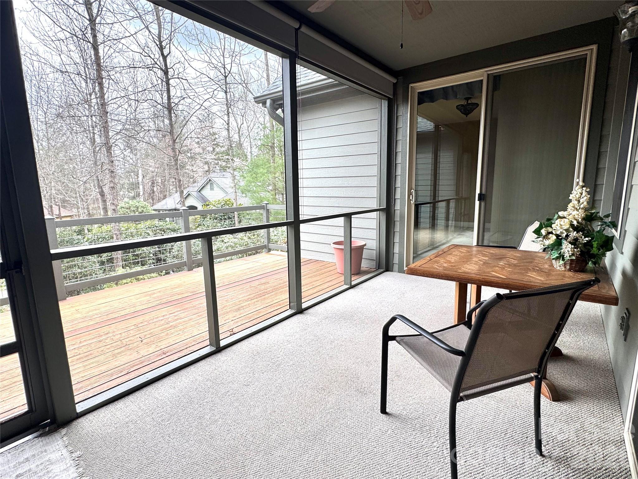 894 Dunroy Drive — Hendersonville