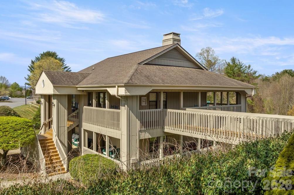 2401 Abbey Circle — Asheville