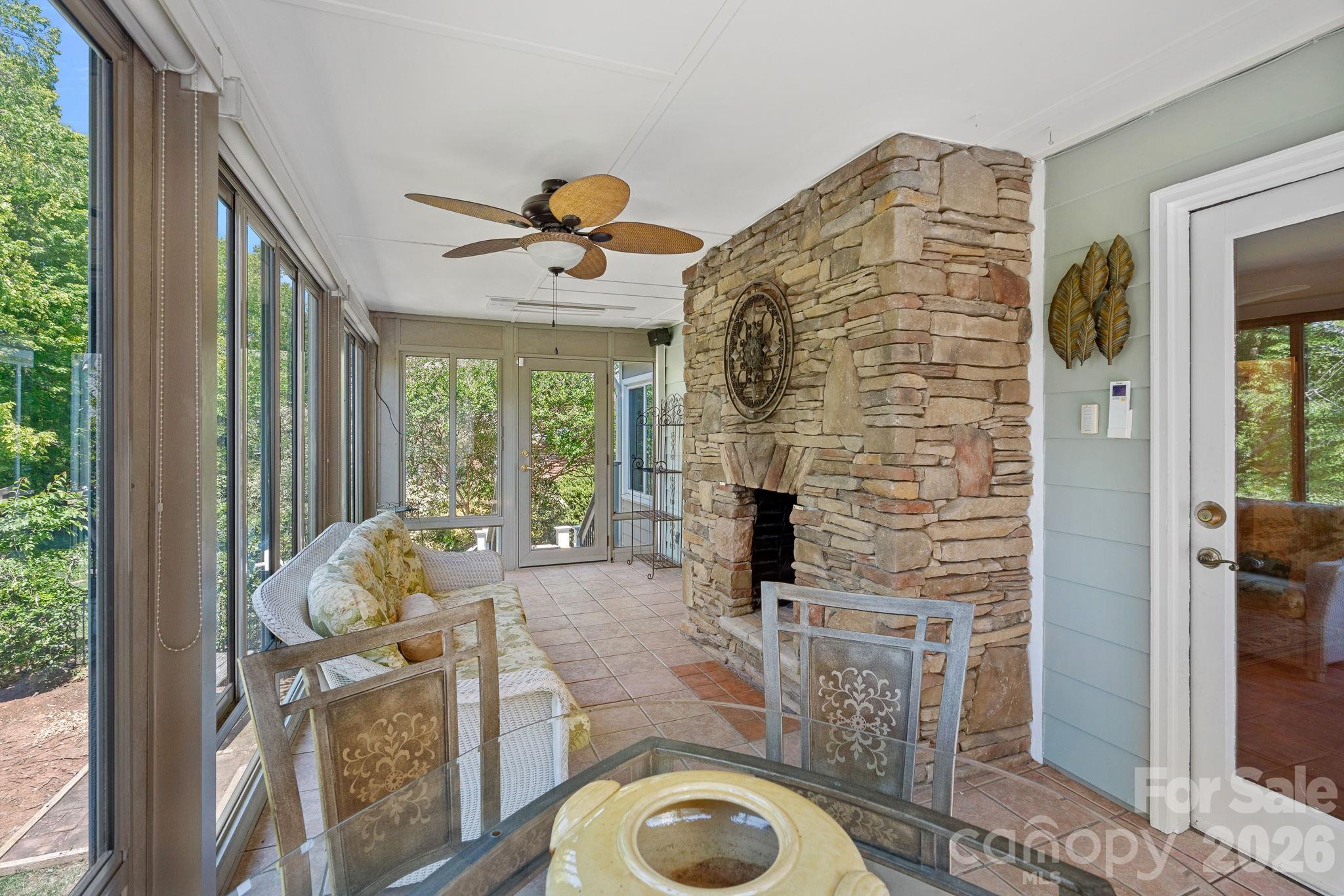 240 Canvasback Road — Mooresville