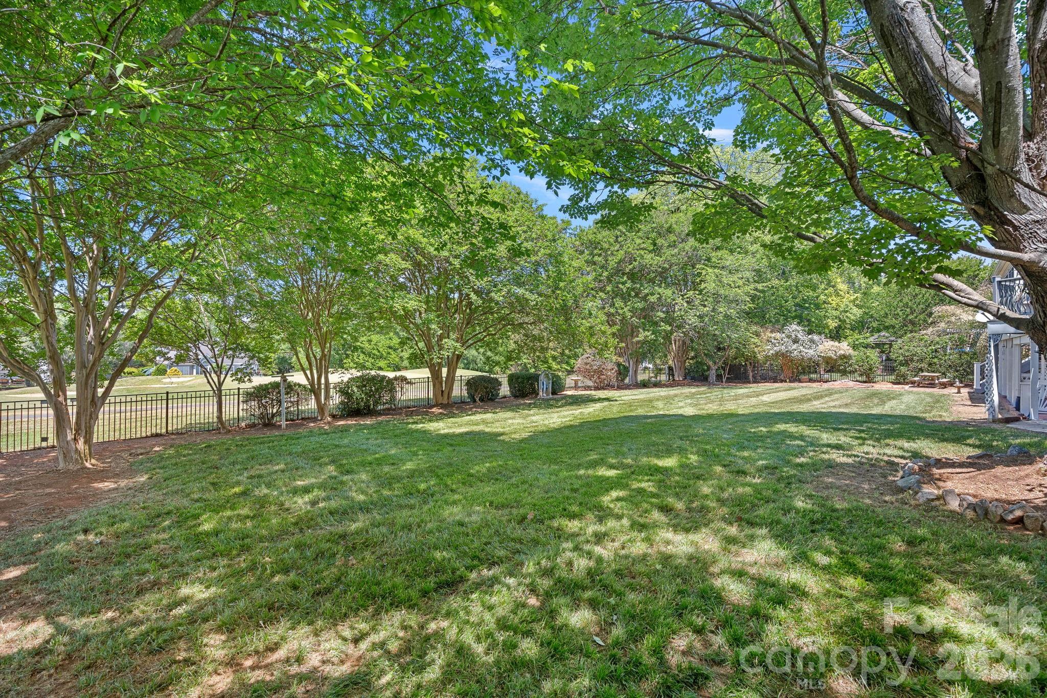 240 Canvasback Road — Mooresville
