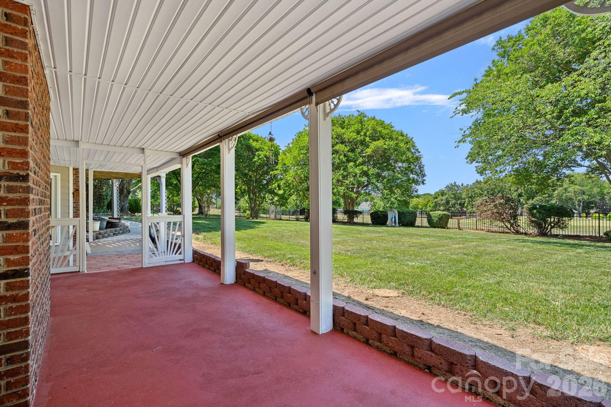 240 Canvasback Road — Mooresville