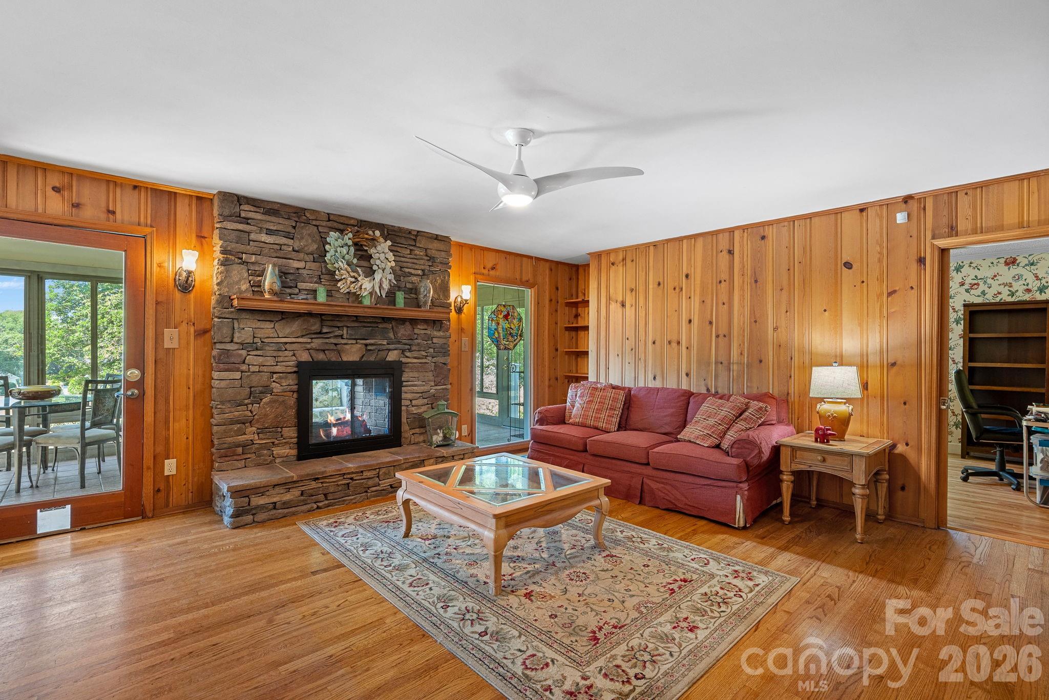 240 Canvasback Road — Mooresville