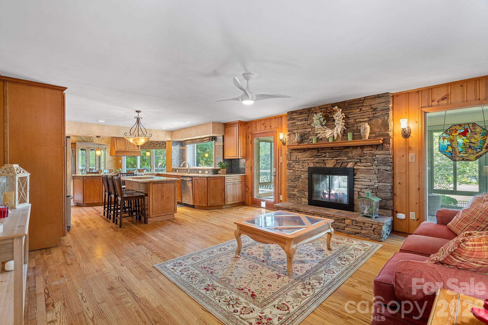240 Canvasback Road — Mooresville