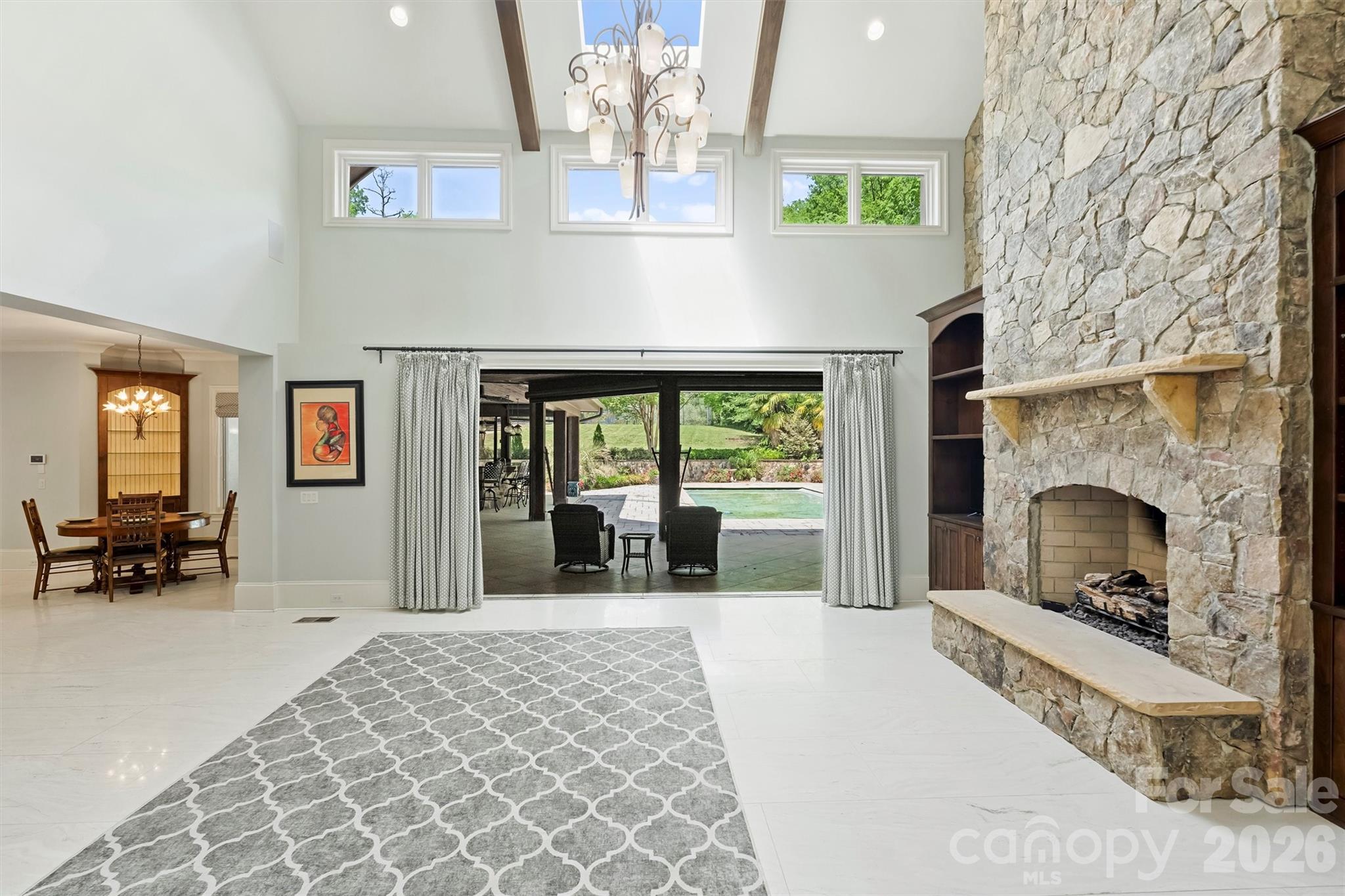 4901 Carmel Park Drive — Charlotte