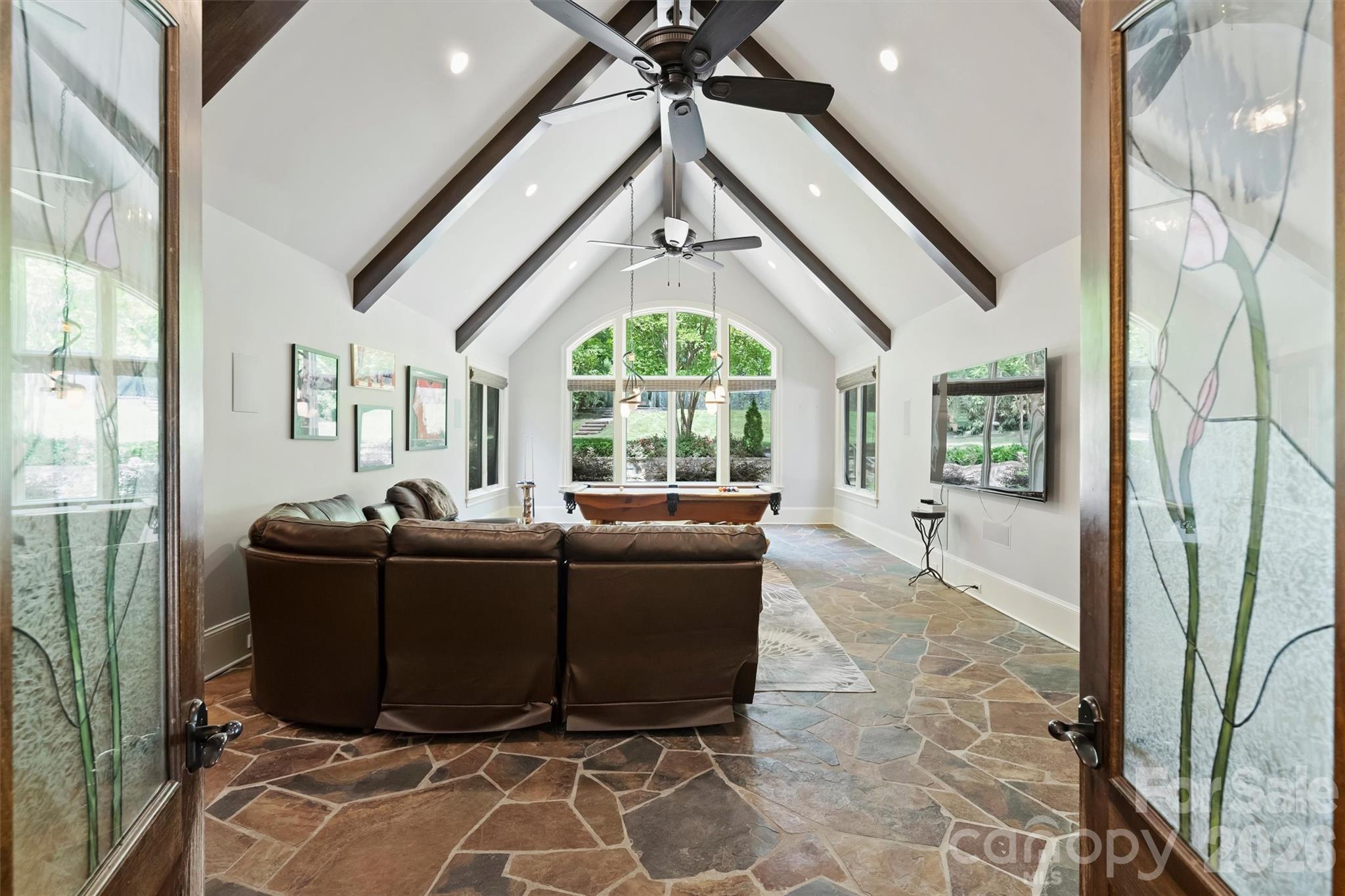 4901 Carmel Park Drive — Charlotte