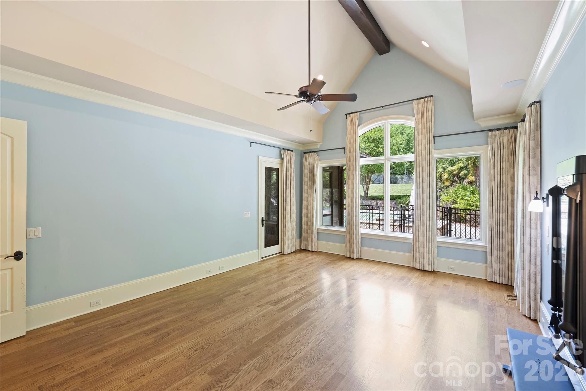 4901 Carmel Park Drive — Charlotte