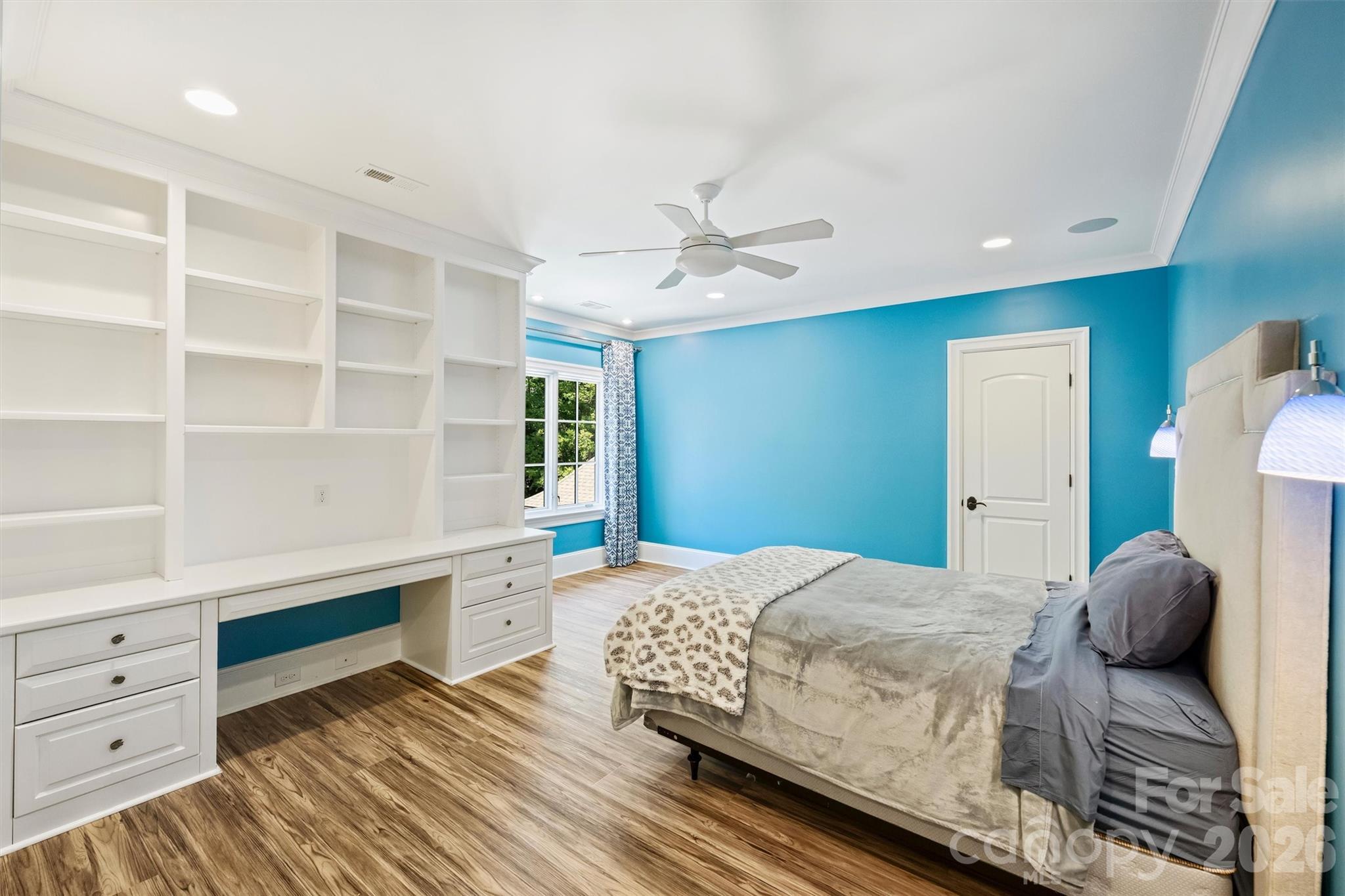 4901 Carmel Park Drive — Charlotte