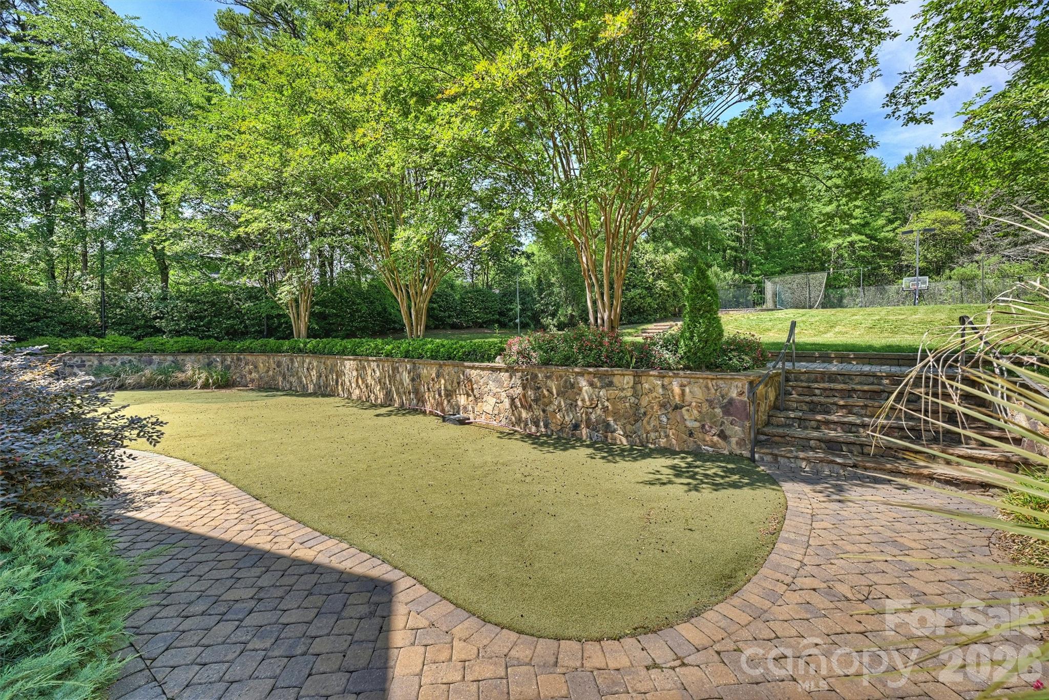 4901 Carmel Park Drive — Charlotte