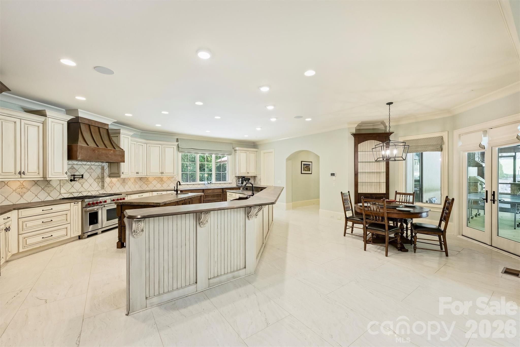 4901 Carmel Park Drive — Charlotte