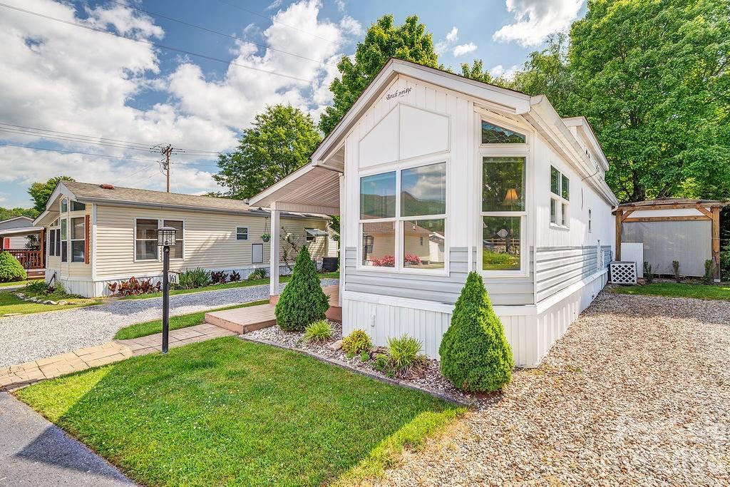 161 Summer Place Drive — Waynesville